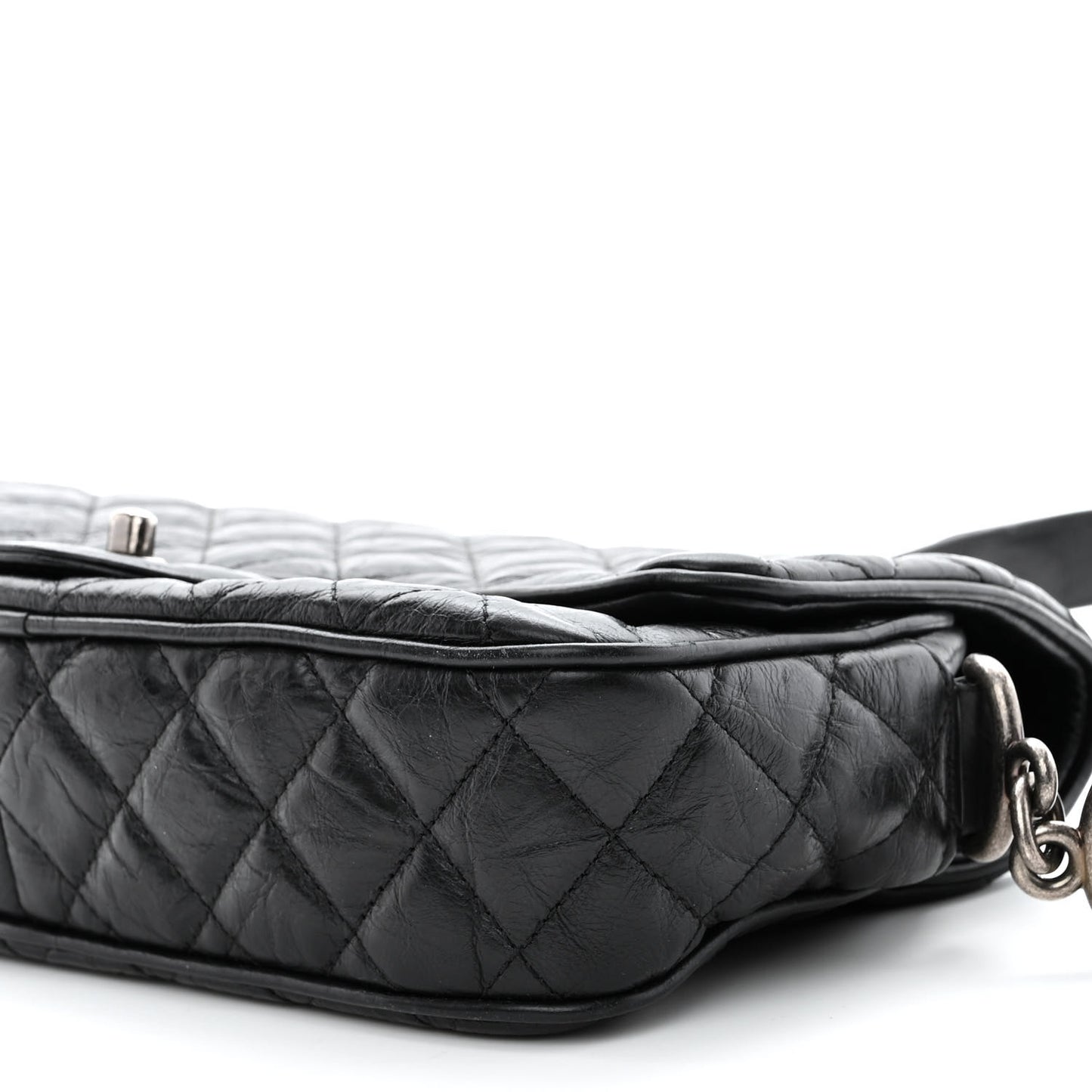 Crumpled Calfskin Quilted Medium Casual Rock Flap Black