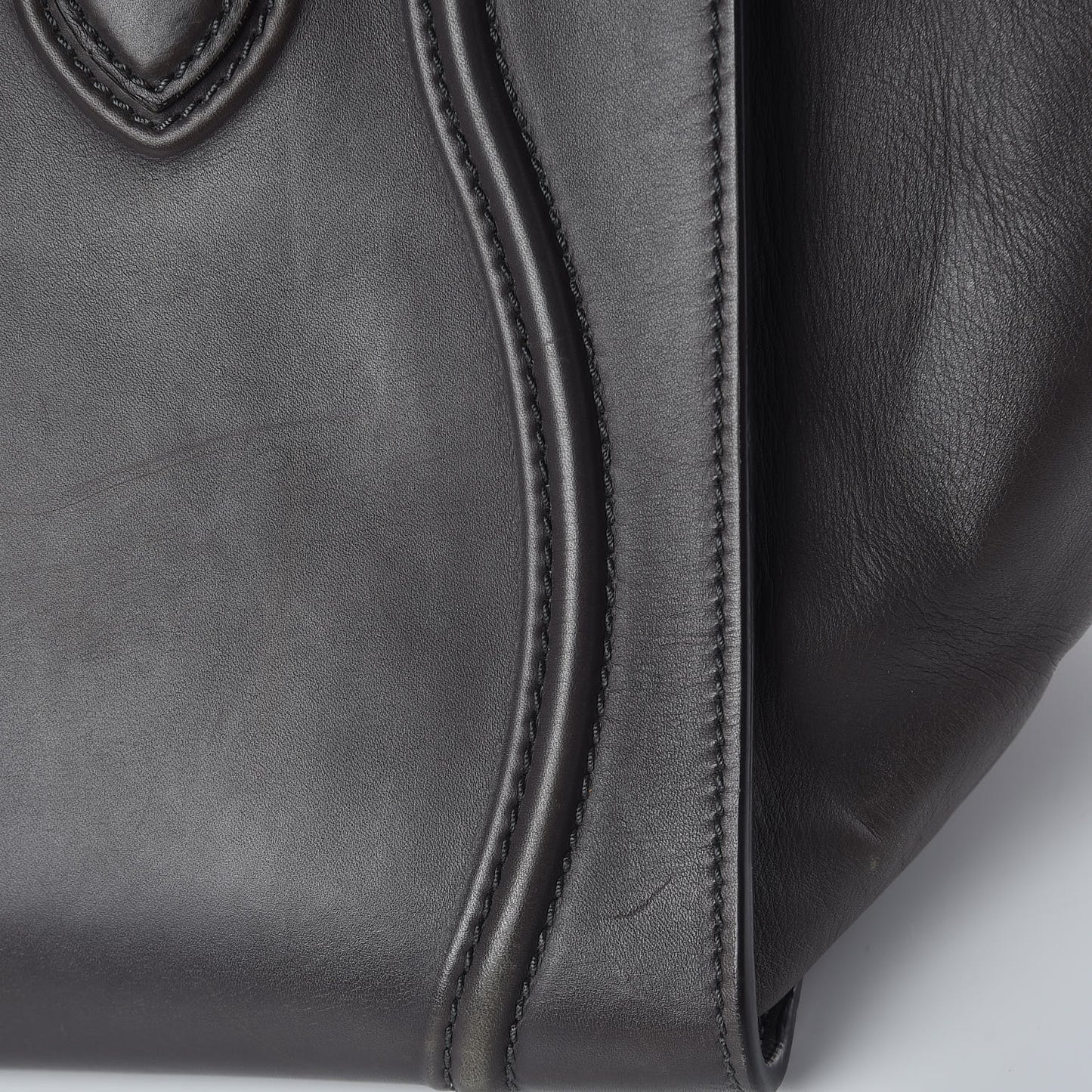 Smooth Calfskin Medium Phantom Luggage Grey