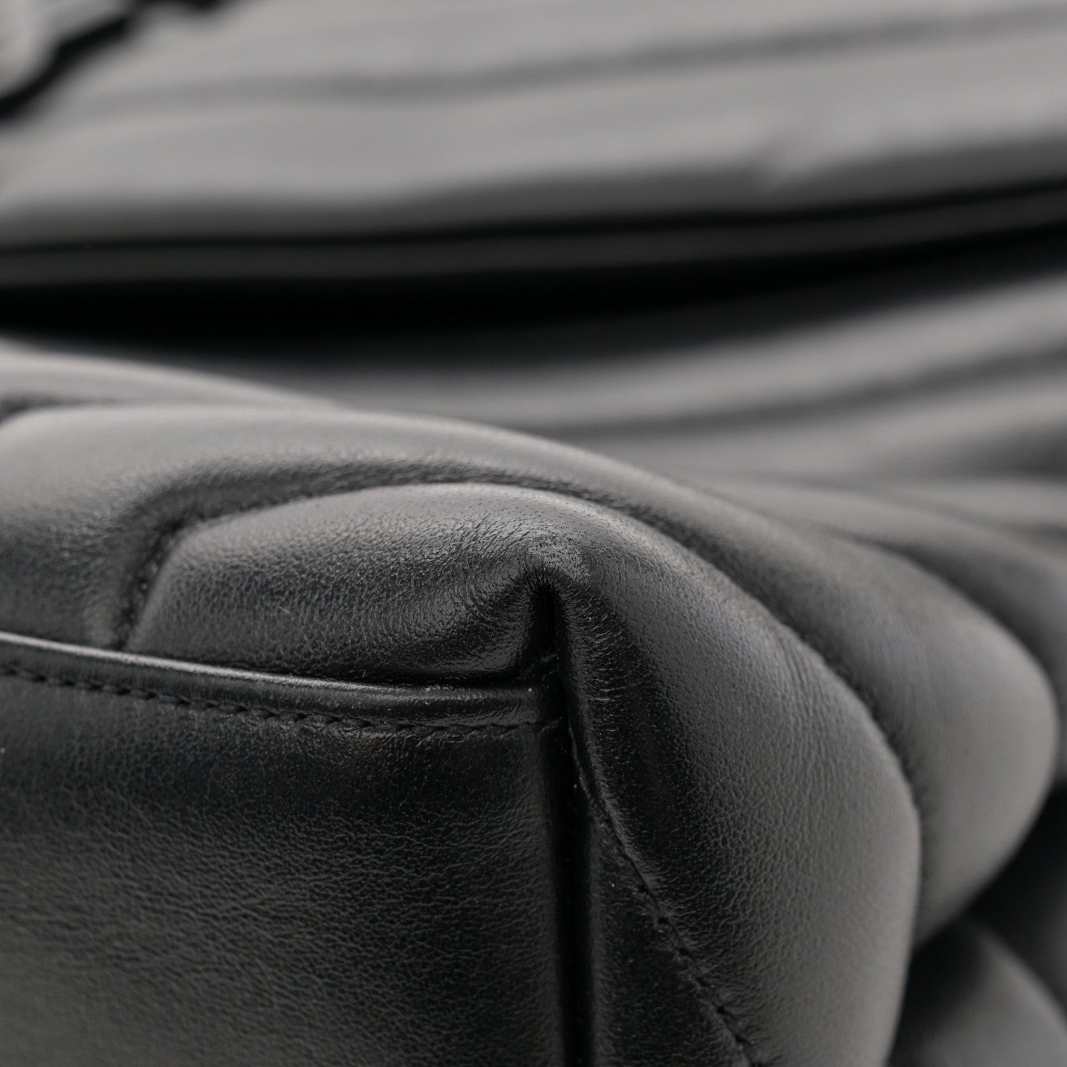 Saint Laurent Calfskin Y Quilted Monogram Monochrome Medium Loulou Chain Satchel Black 11 of 13
