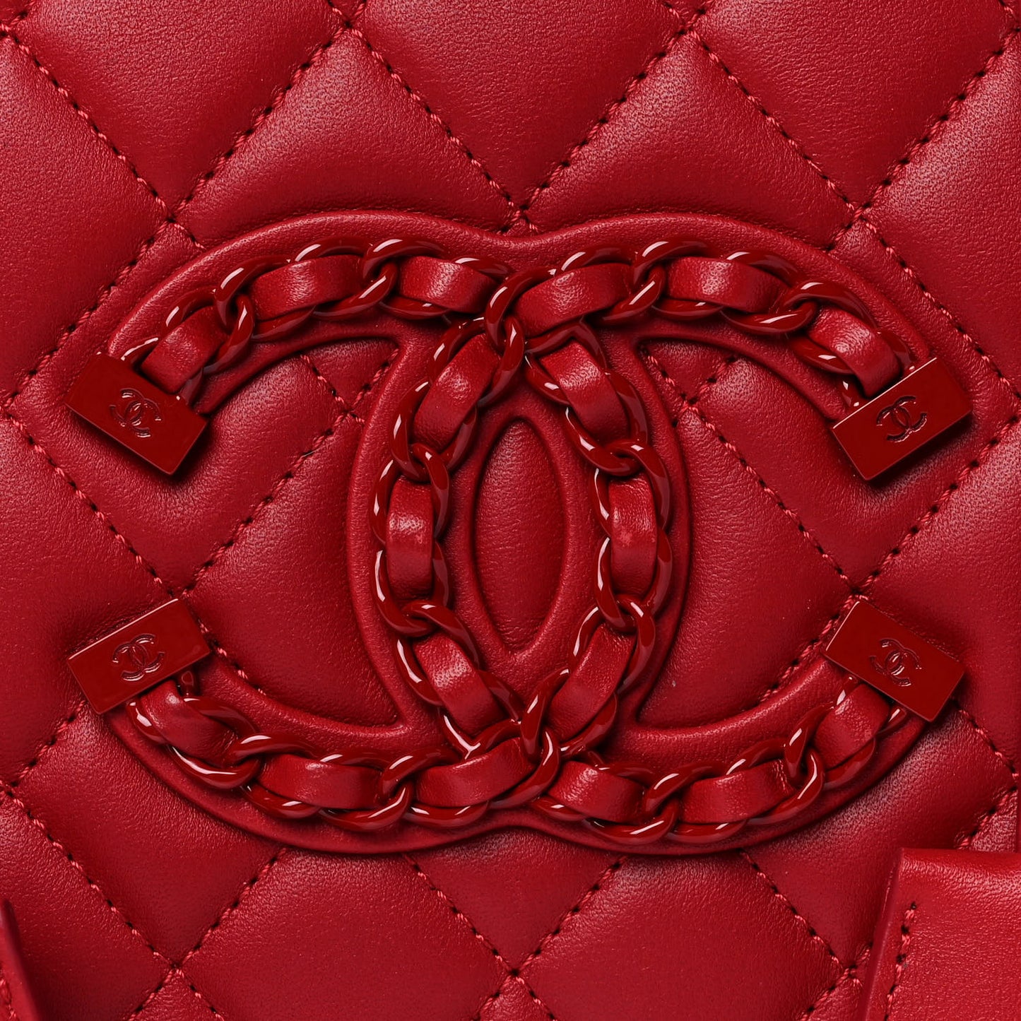Lambskin Quilted Medium CC Filigree Vanity Case Dark Red