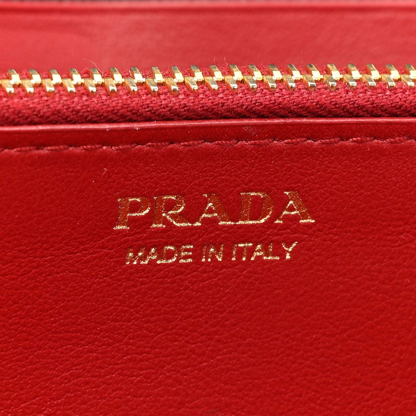 Vitello Move Love Continental Flap Travel Wallet Black