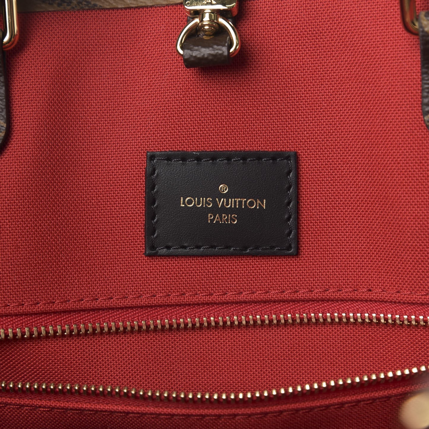 Reverse Monogram Giant Onthego MM