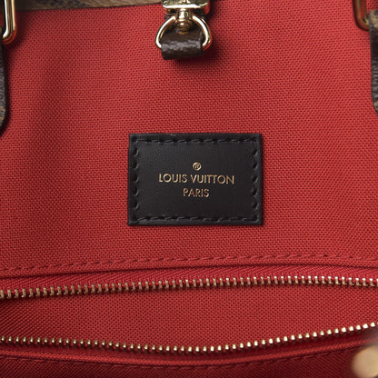 Louis Vuitton Reverse Monogram Giant Onthego MM 5 of 9
