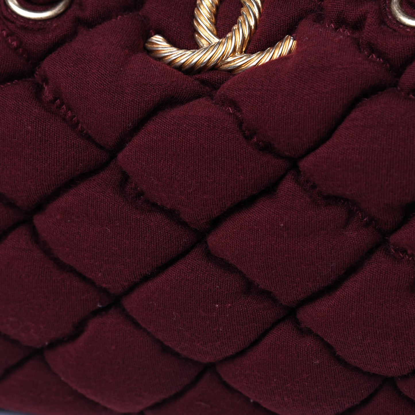 Jersey Bubble Quilt Bowler Bordeaux