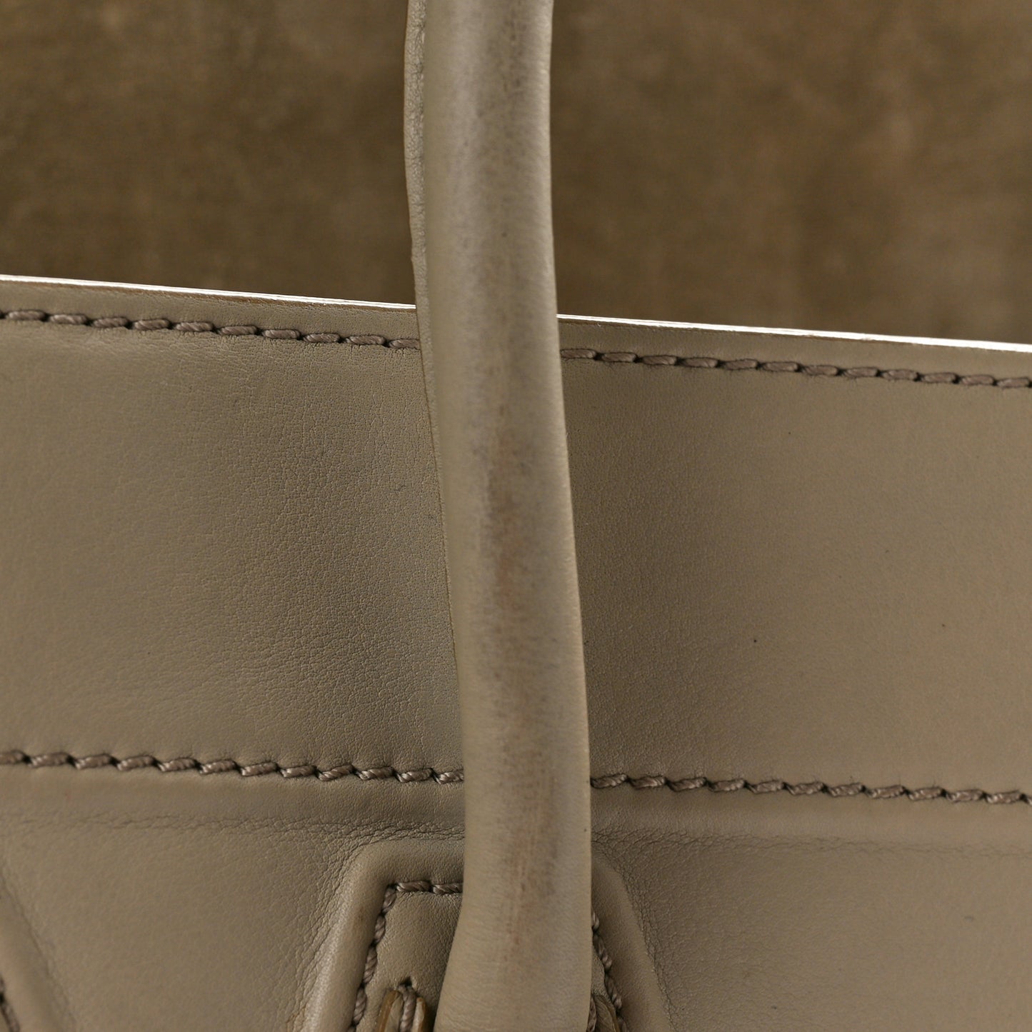 Supple Calfskin Medium Phantom Luggage Beige