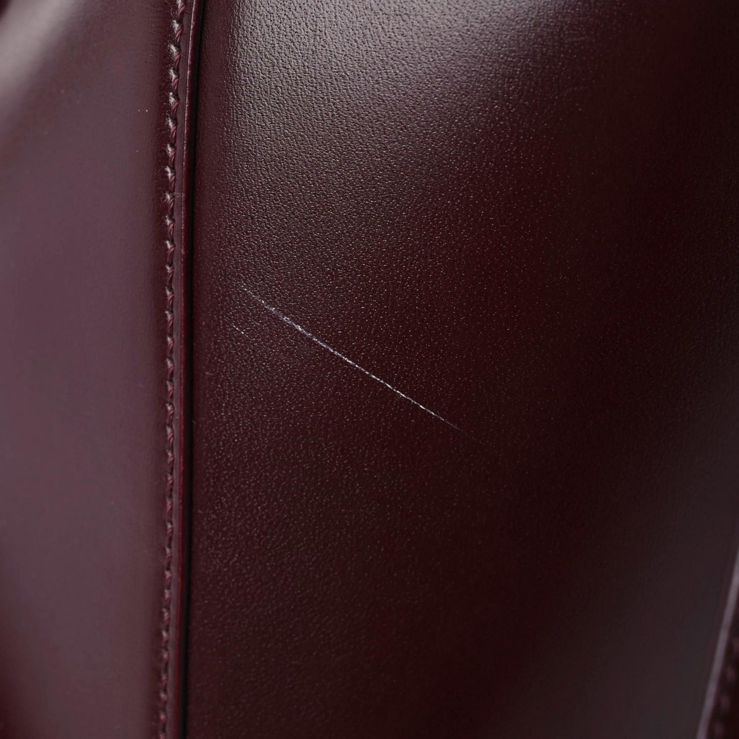Shiny Lord Calfskin Medium Antigona Burgundy