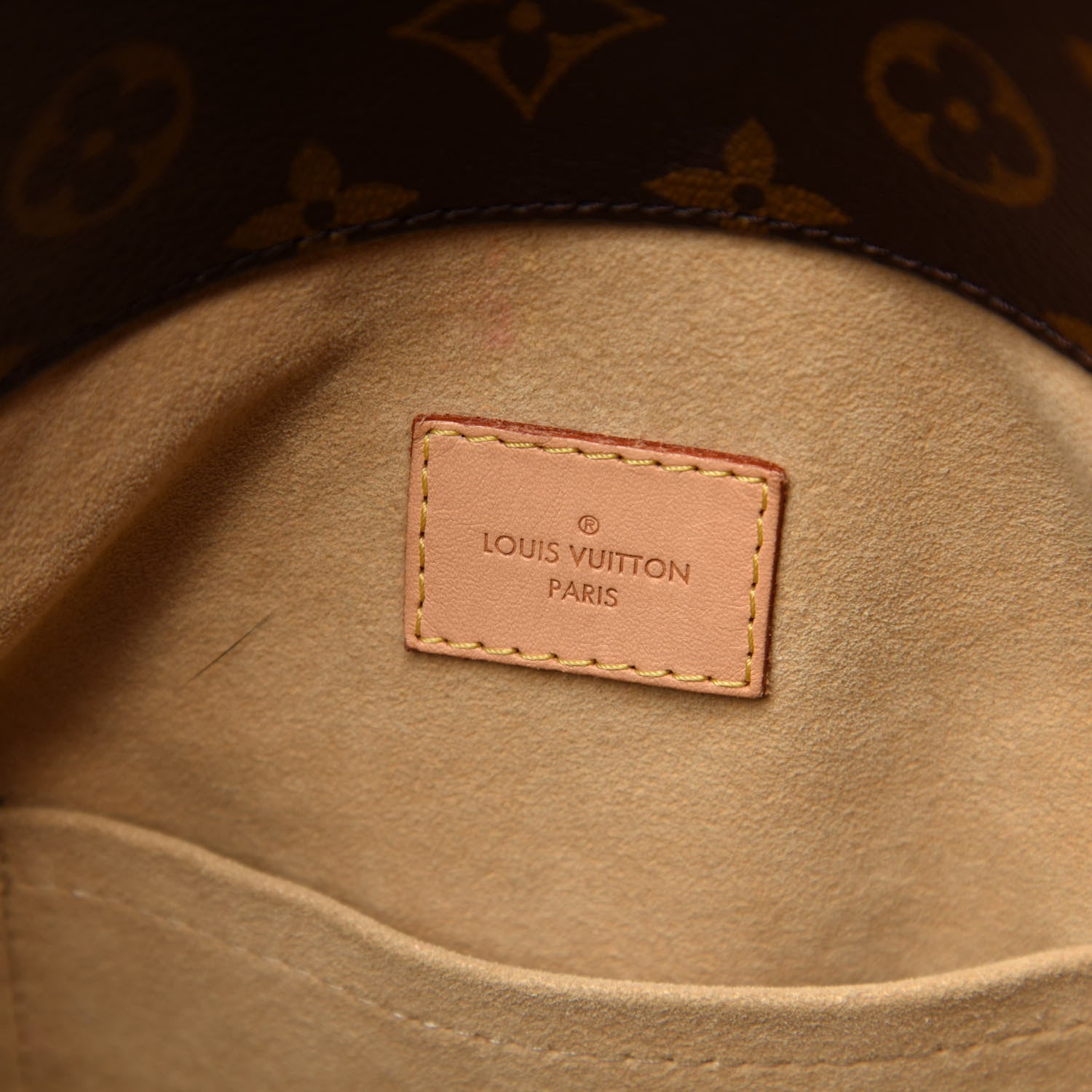 Louis Vuitton Monogram Artsy MM 8 of 13
