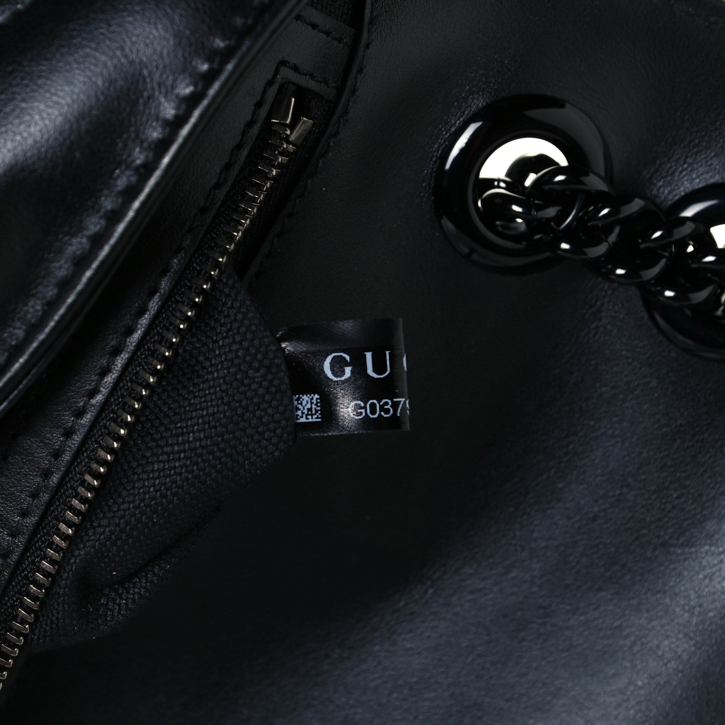 Calfskin Matelasse Monochrome Small GG Marmont Shoulder Bag Black