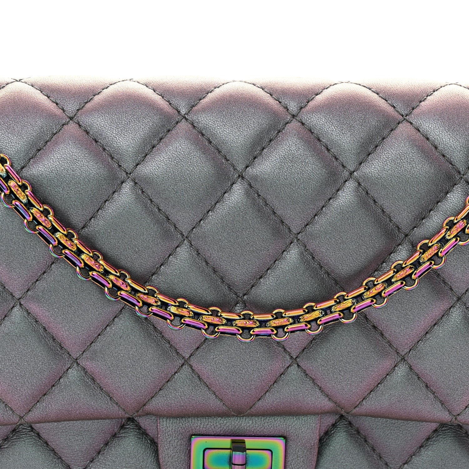 Chanel Iridescent Lambskin Quilted 2.55 Reissue 226 Flap Light Purple 8 of 11