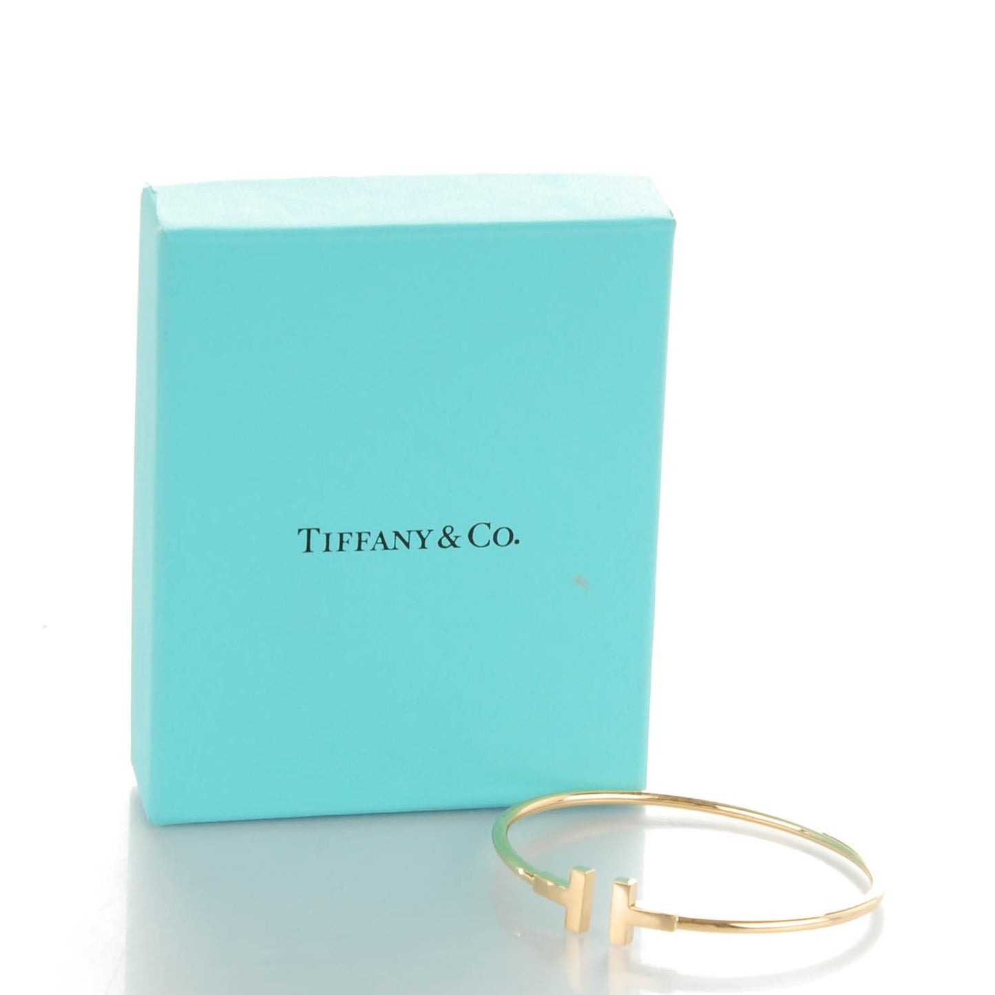 18K Yellow Gold T Wire Bracelet