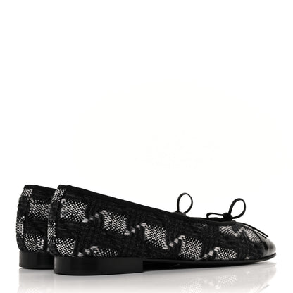 Chanel Tweed Patent Cap Toe Ballerina Flats 39.5 Black White 4 of 8