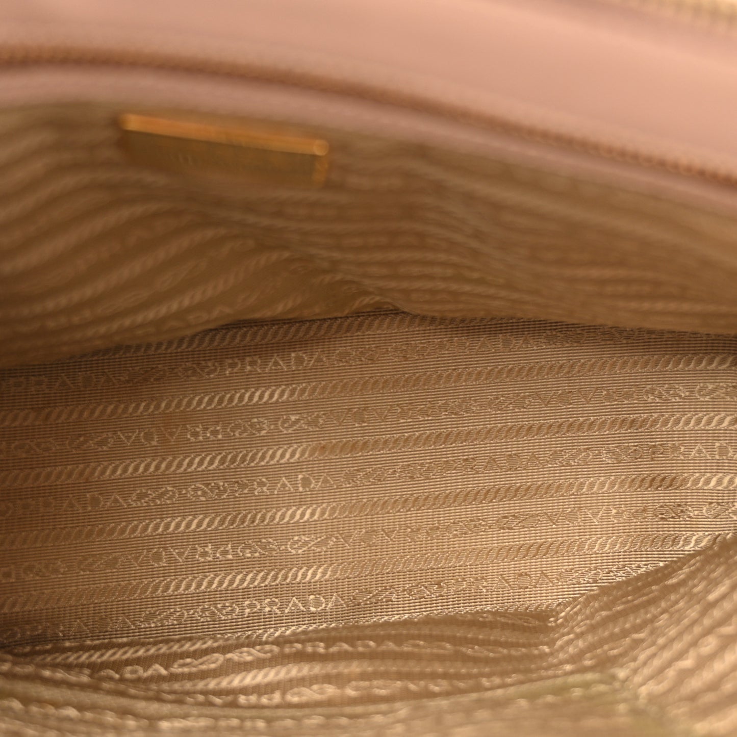 Saffiano Small Galleria Double Zip Tote Cammeo