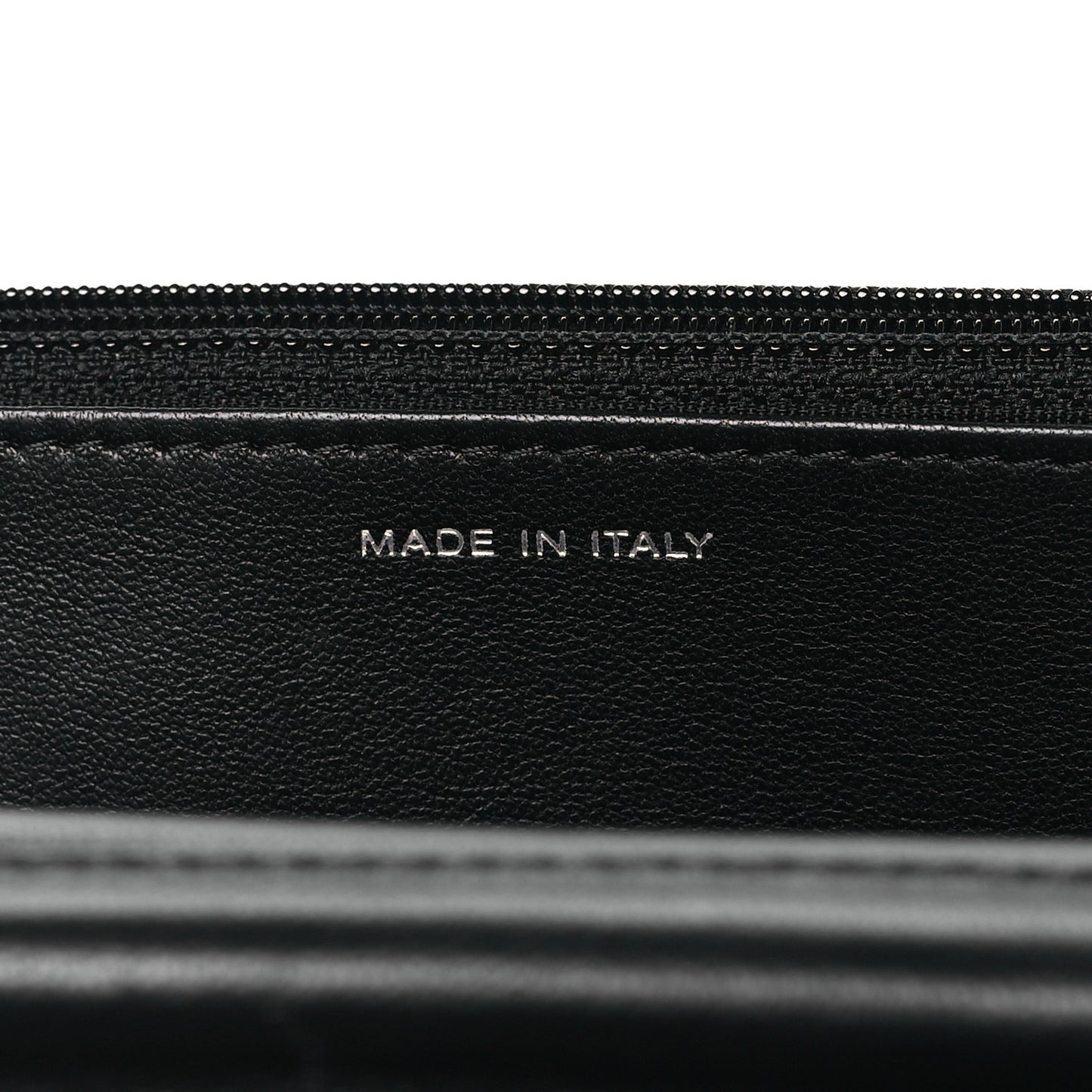 Sheepskin Chevron Wallet On Chain WOC Black