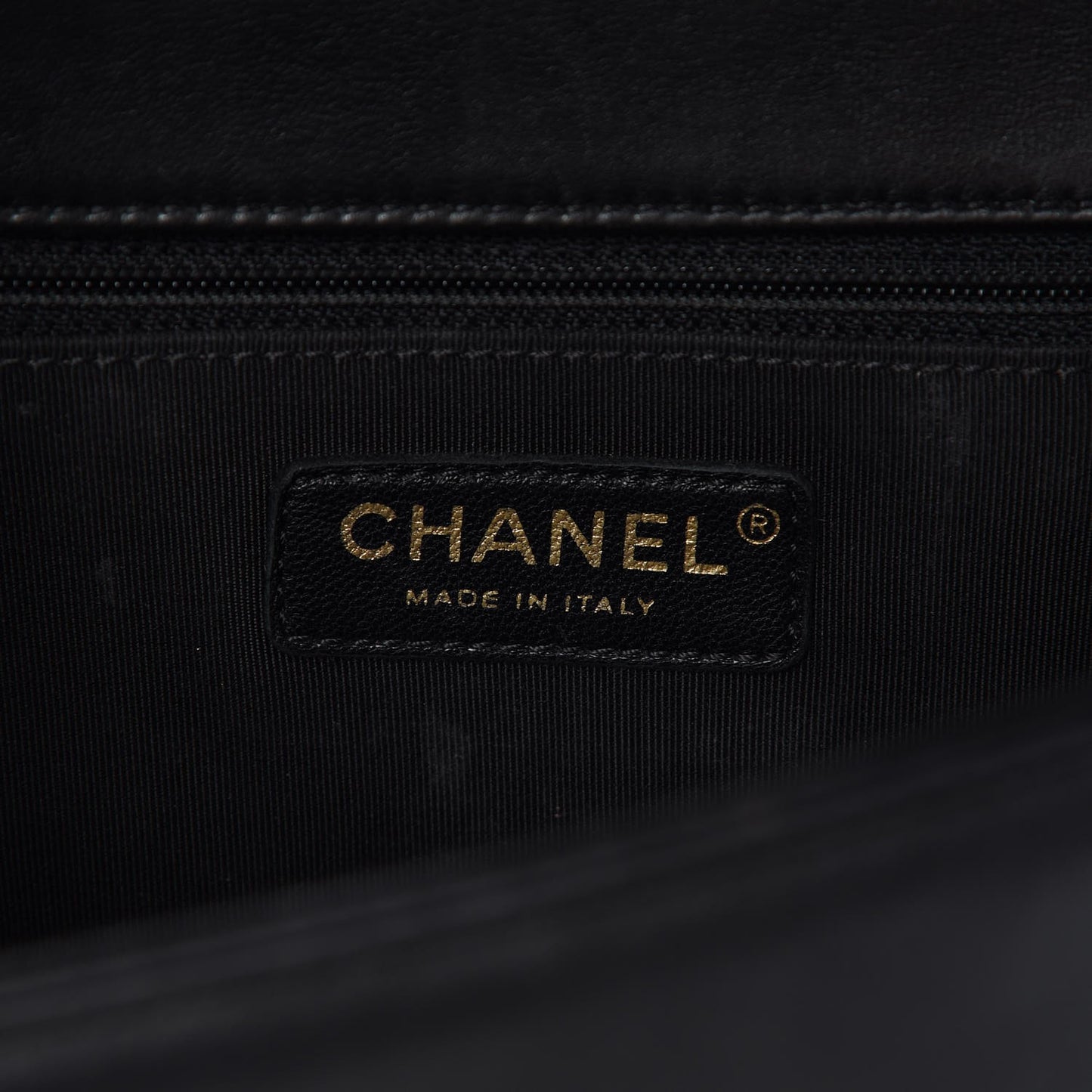 Lambskin Chevron Quilted New Medium Boy Flap Black