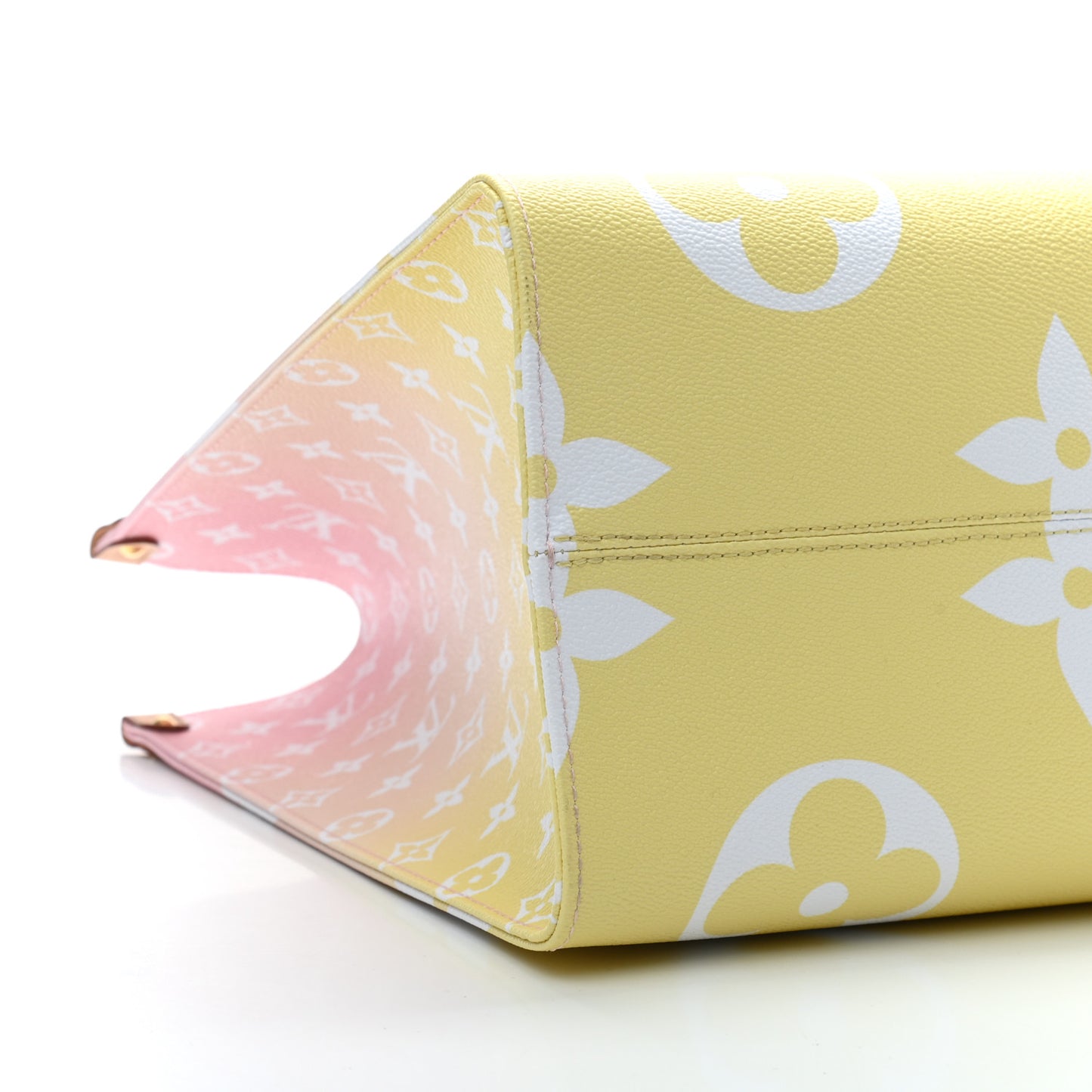 Monogram Giant By The Pool Onthego GM Light Pink