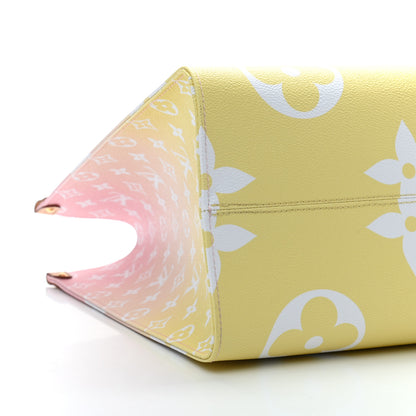 Louis Vuitton Monogram Giant By The Pool Onthego GM Light Pink 18 of 23
