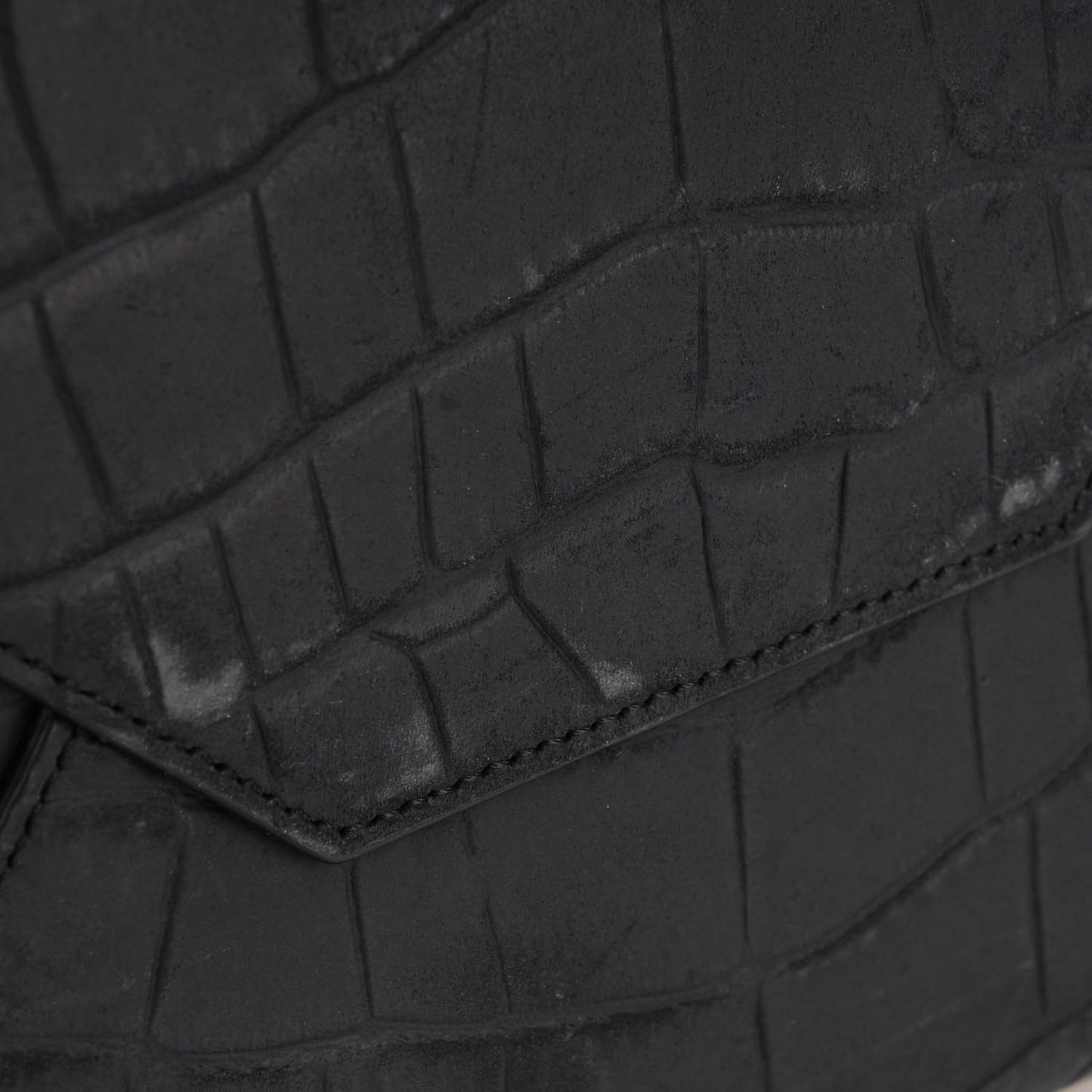 Crocodile Embossed Nubuck Small Belt Cabas Phantom Navy Blue