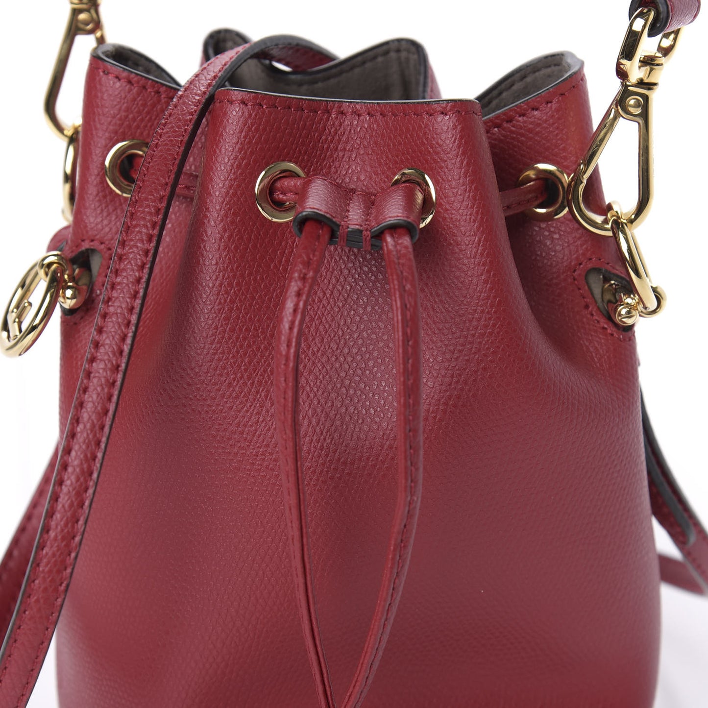 Vitello Cruise F is Fendi Mini Mon Tresor Bucket Bag Fragola