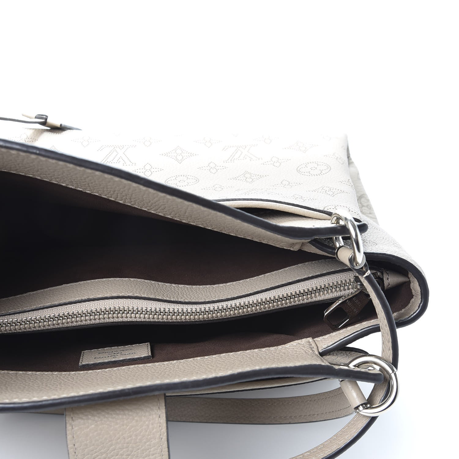 Louis Vuitton Mahina Calfskin Sevres Galet 4 of 8