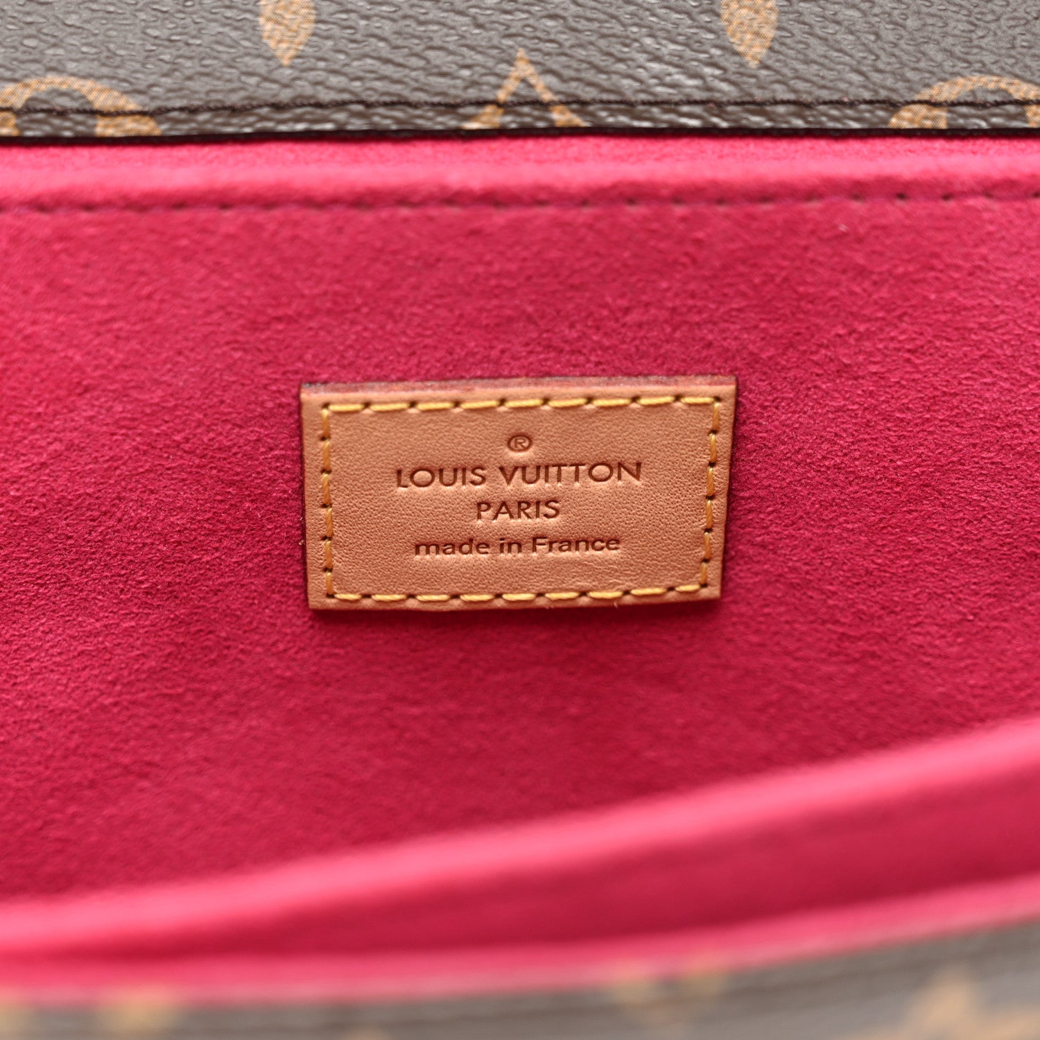 Louis Vuitton Monogram Patches Pochette Metis 6 of 11