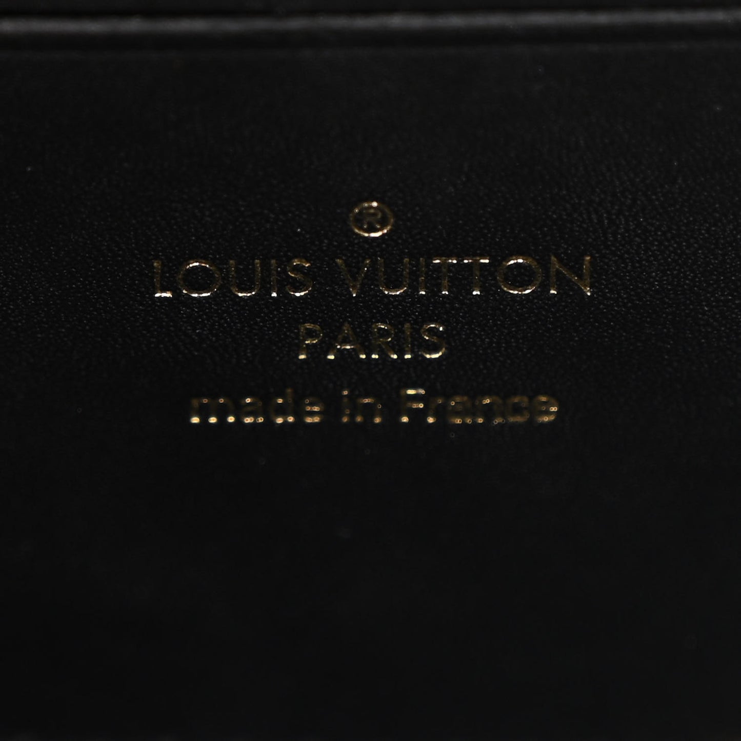 Reverse Monogram Dauphine Chain Wallet