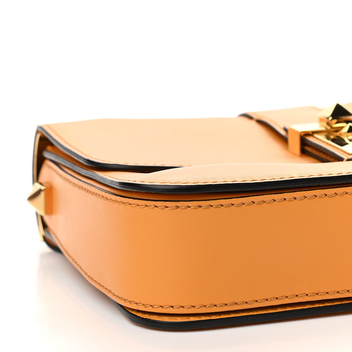 Vitello B-Rockstud Flap Mandarin Sorbet