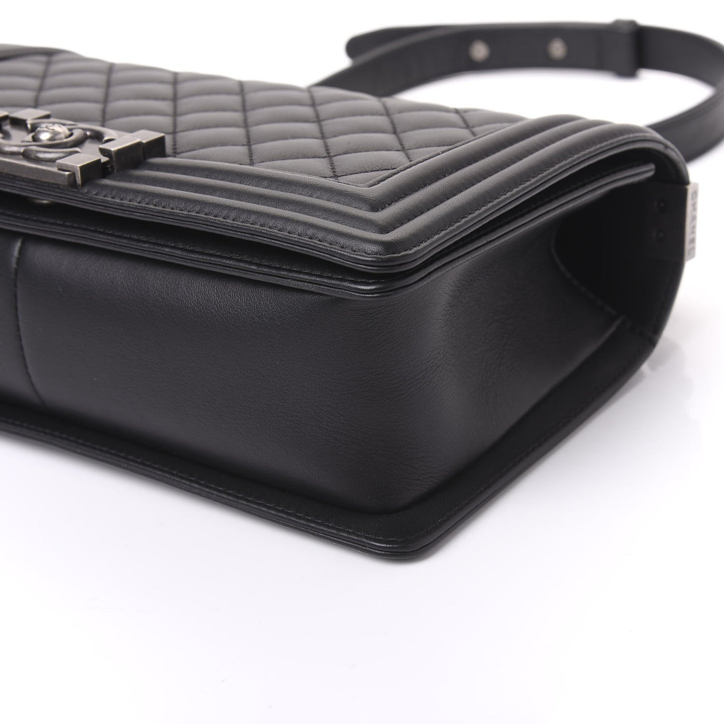 Calfskin Quilted Medium Boy Flap Black