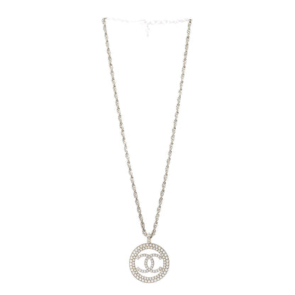 Chanel Pearl CC Round Pendant Necklace Gold 3 of 5