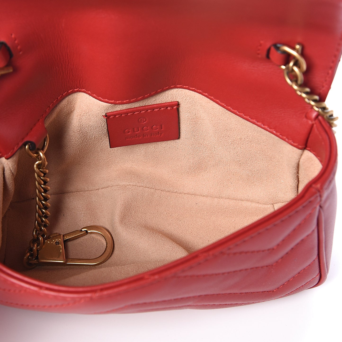 Calfskin Matelasse Super Mini GG Marmont Shoulder Bag Hibiscus Red