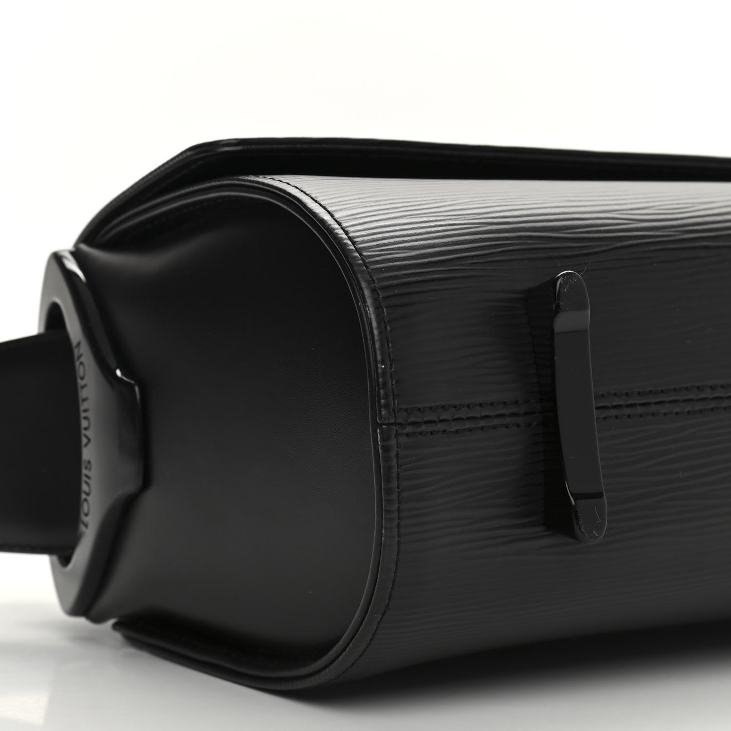 Louis Vuitton Epi Nocturne GM Black 8 of 10