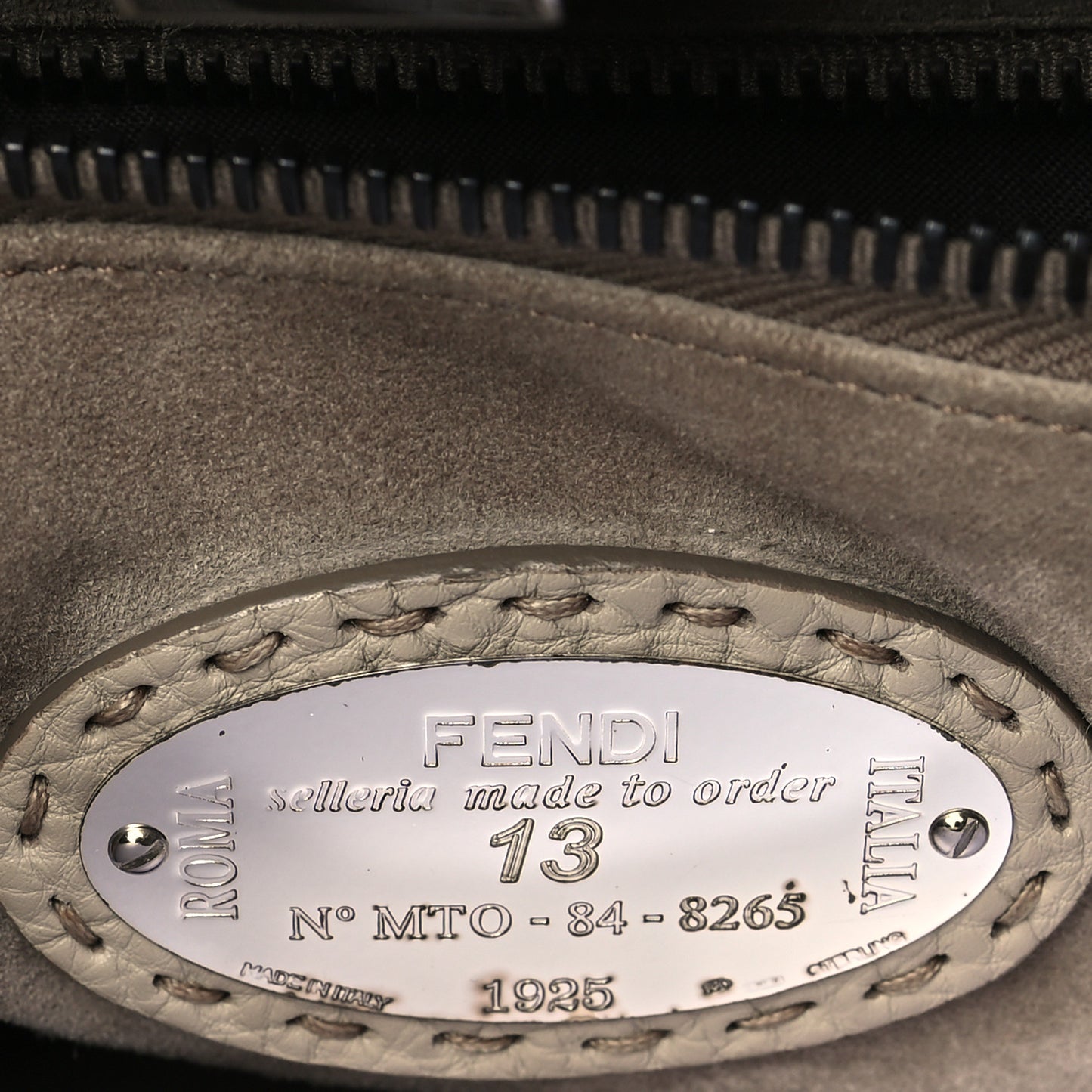 Cuoio Romano Selleria Medium Peekaboo Iconic Satchel Pietra Nocciola