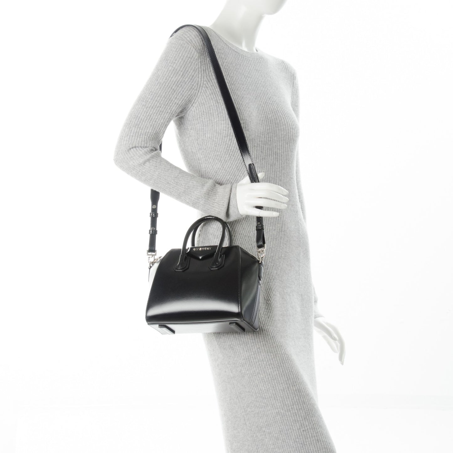 Shiny Lord Calfskin Mini Antigona Black