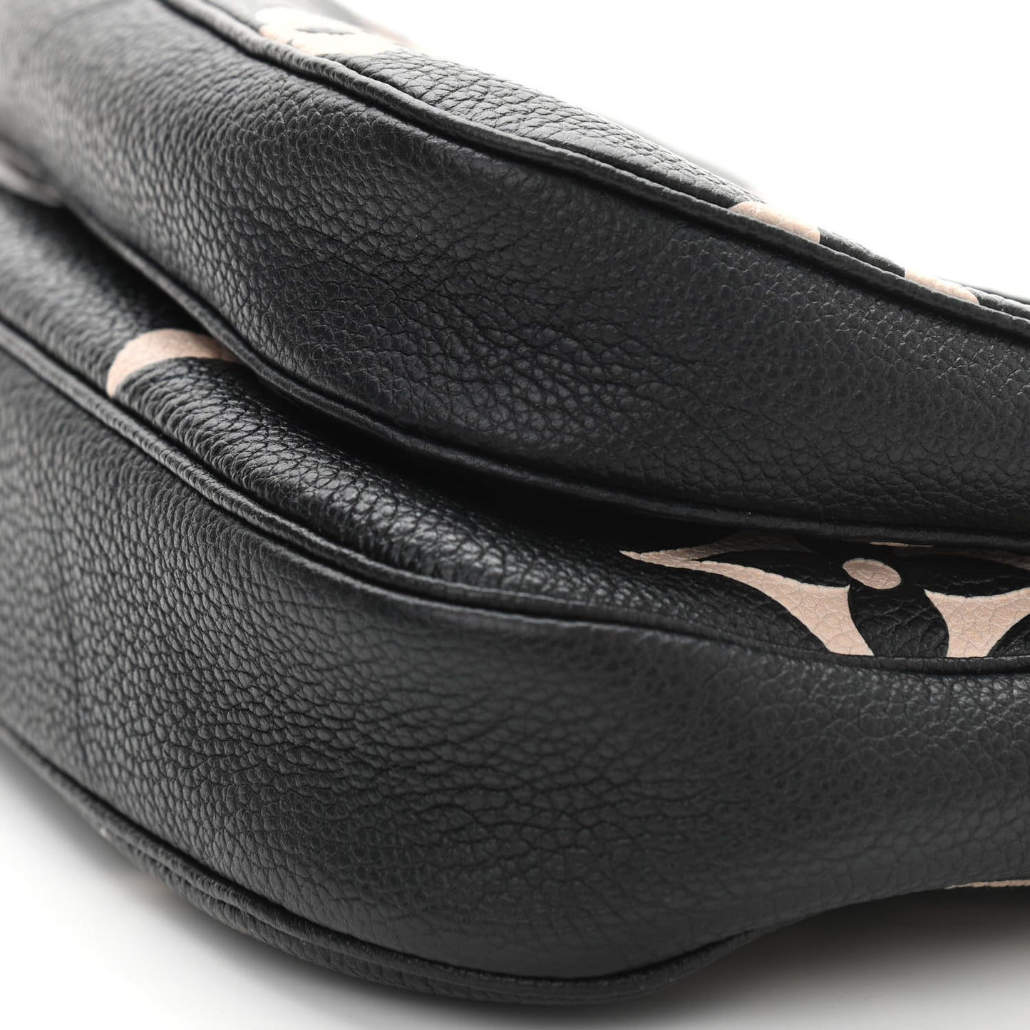 Empreinte Monogram Giant Multi Pochette Accessories Black Beige