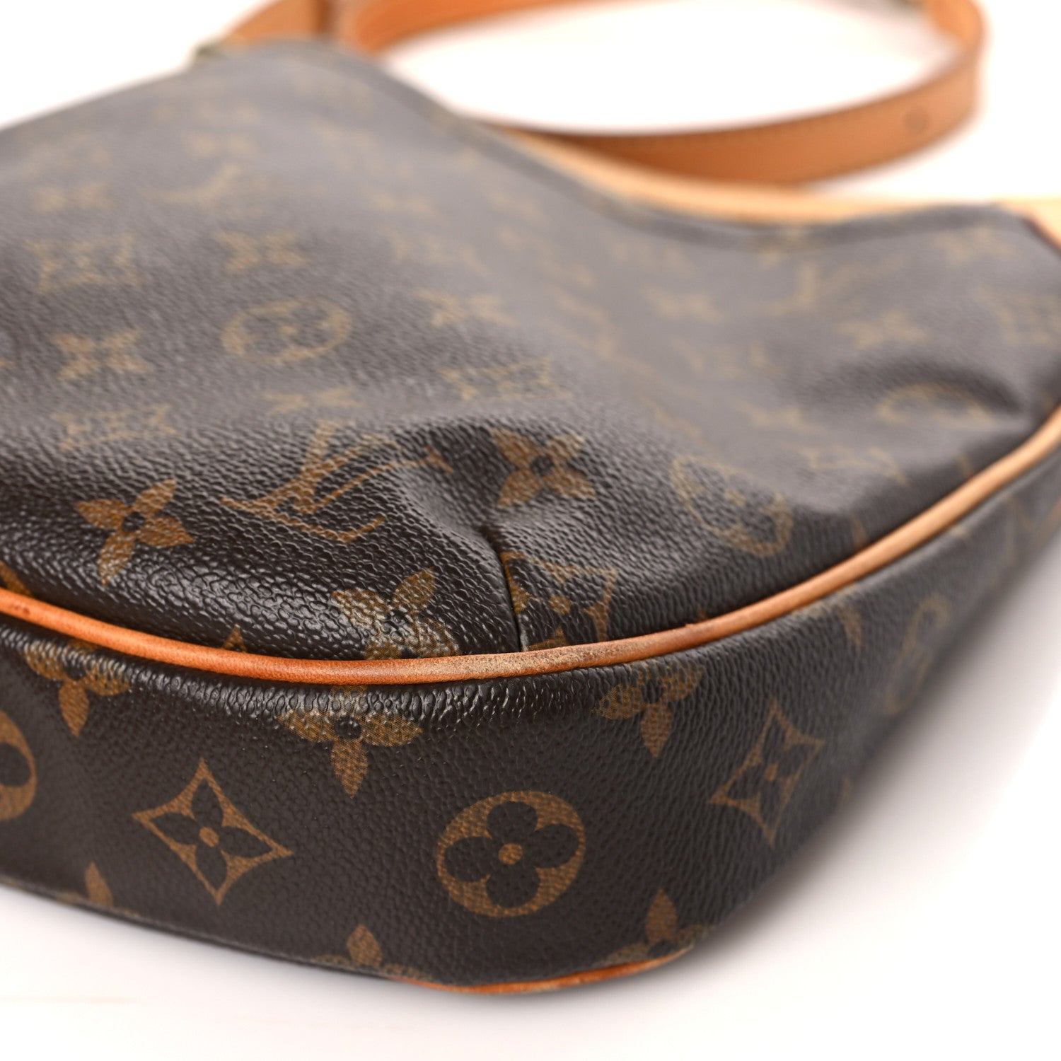 Louis Vuitton Monogram Odeon PM 8 of 8