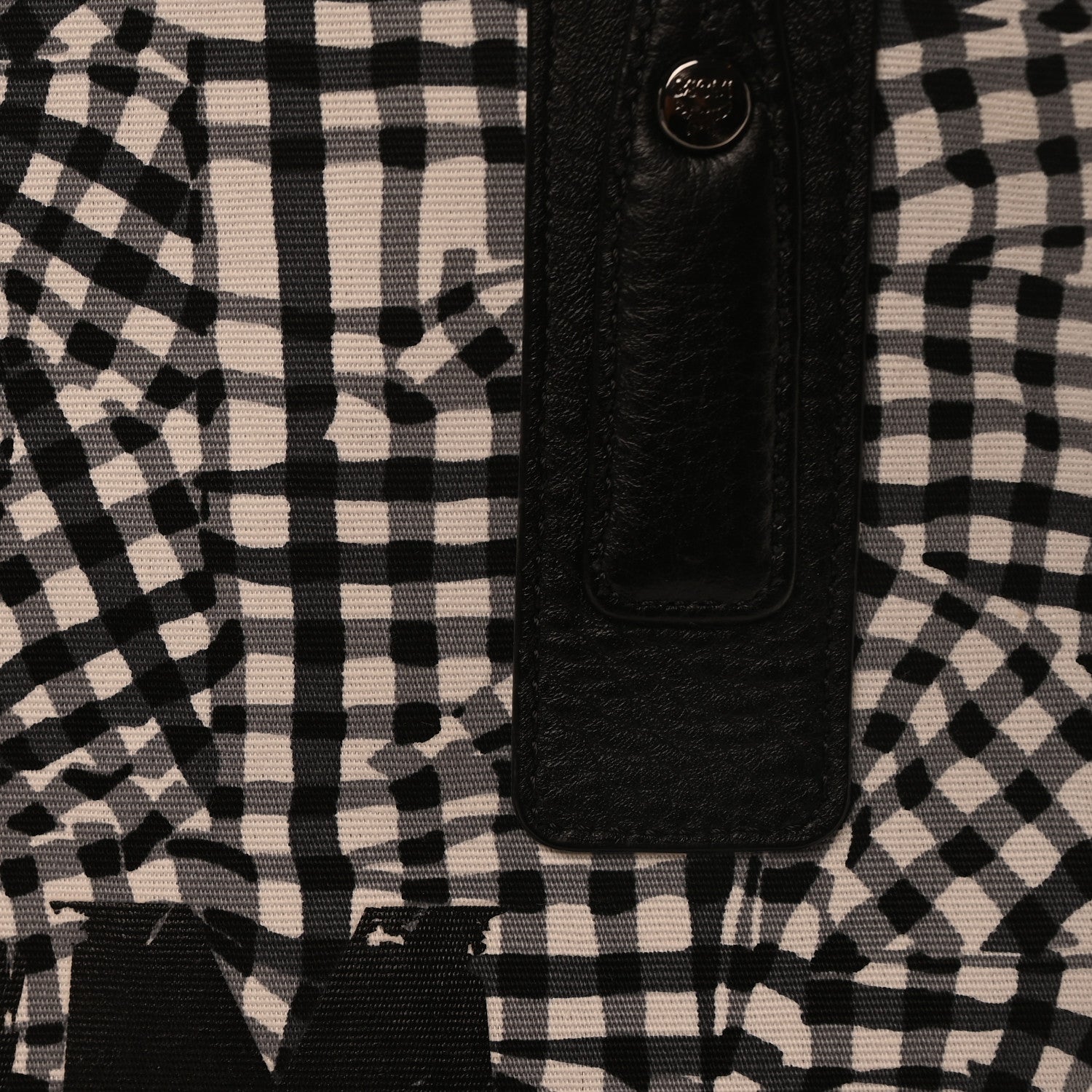 MCM Visetos Medium Liz Reversible Shopper Tote Black 15 of 17