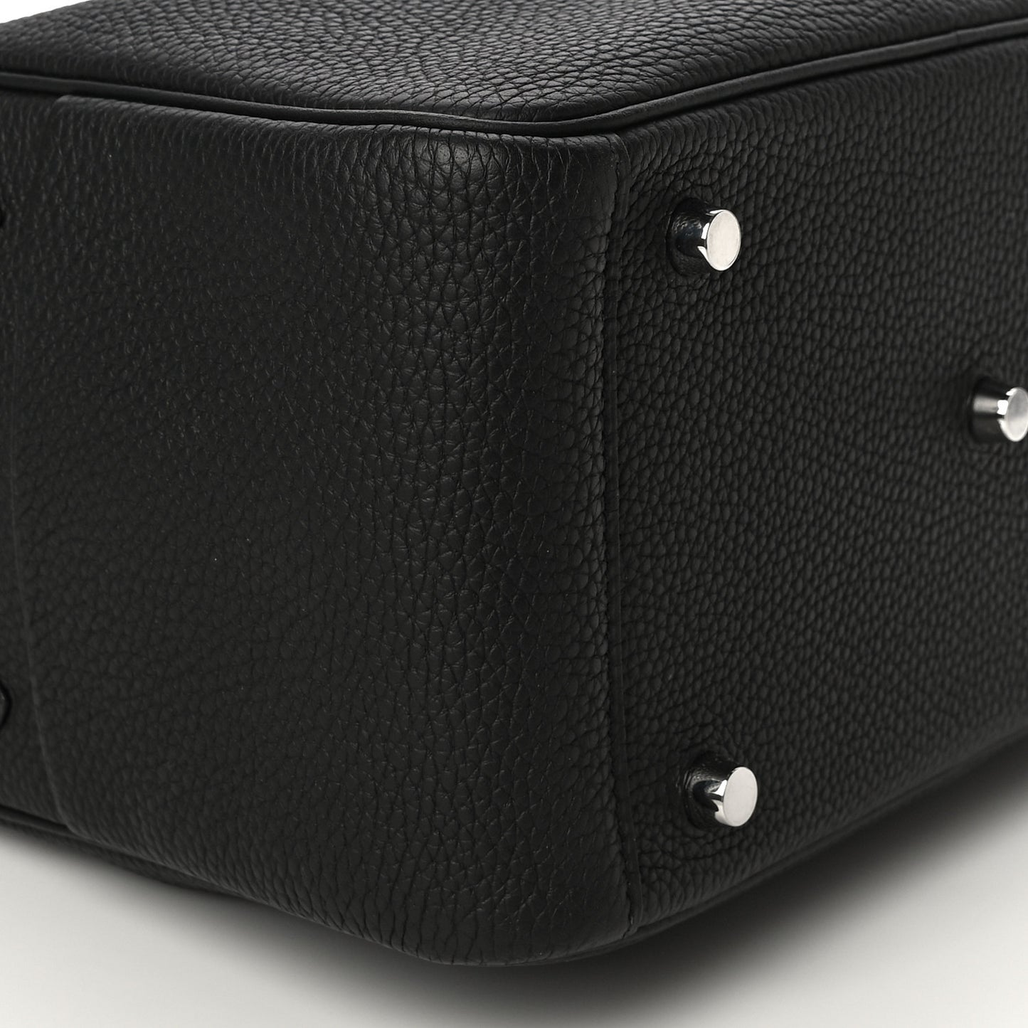 Taurillon Clemence Lindy 26 Black