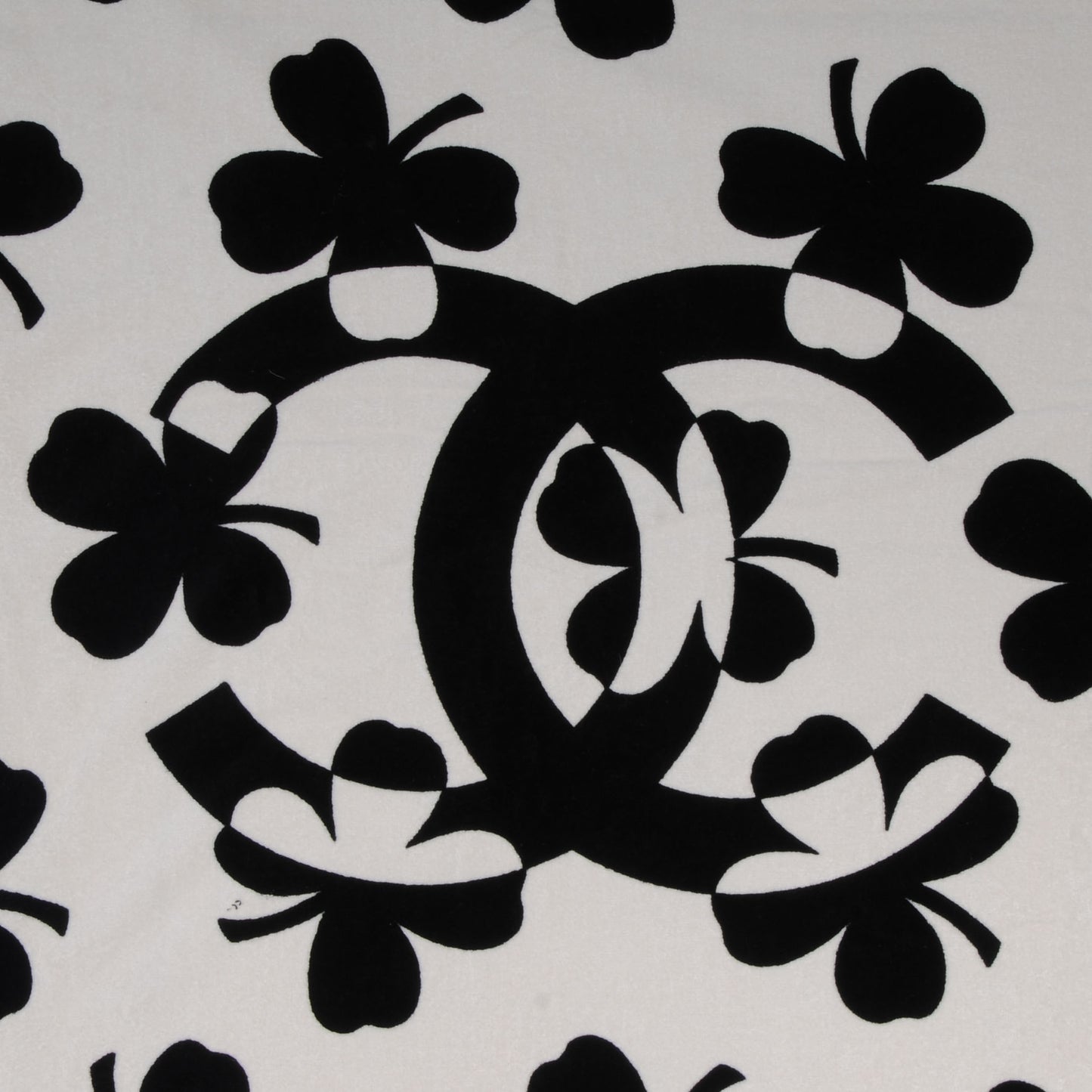Cotton Clover Beach Towel Black/White