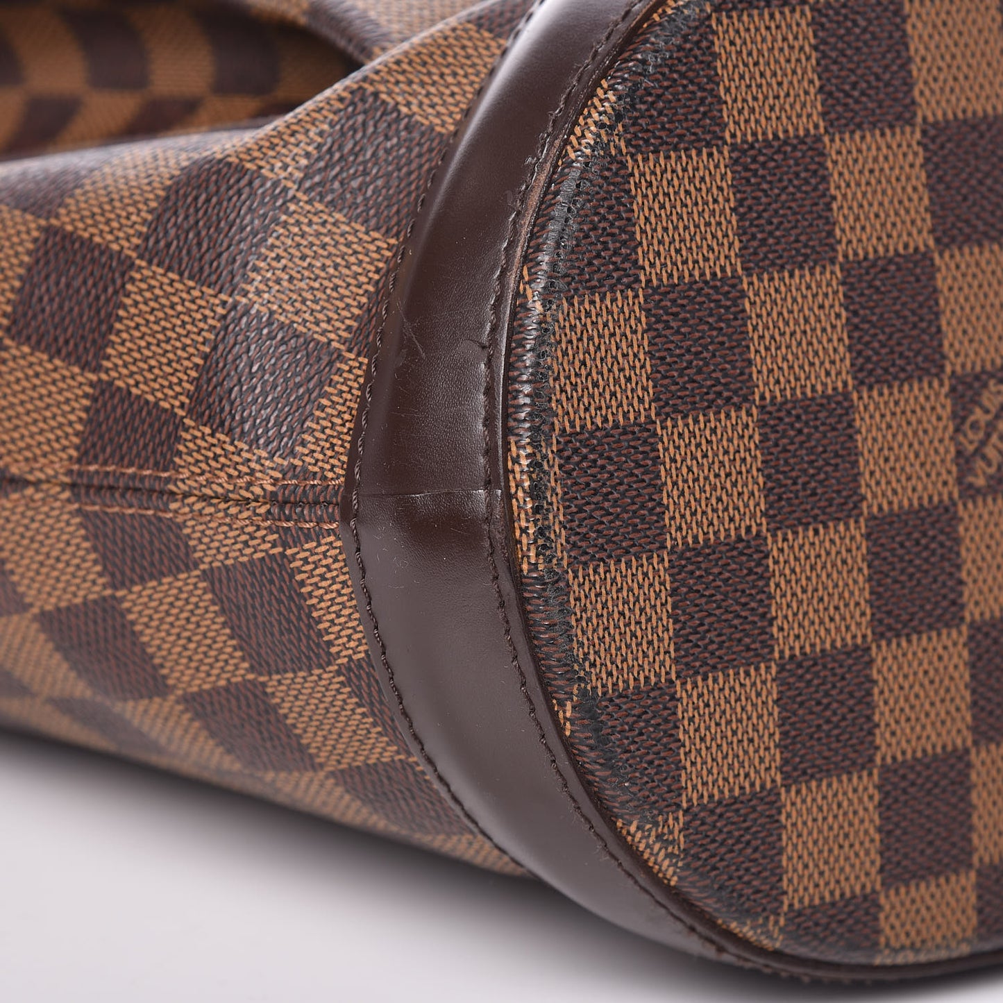 Damier Ebene Manosque GM