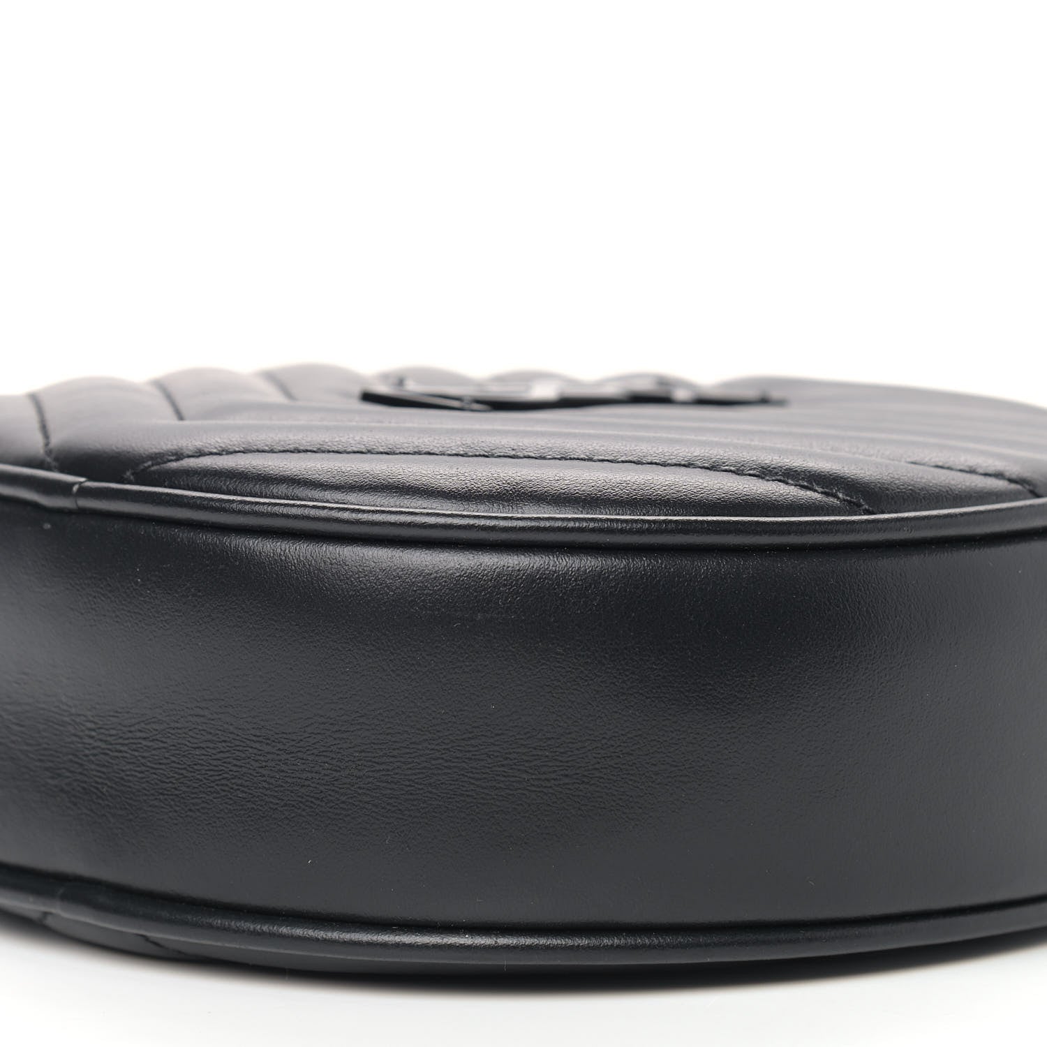 Saint Laurent Calfskin Matelasse Chevron Round Vinyle Camera Bag Black 9 of 9