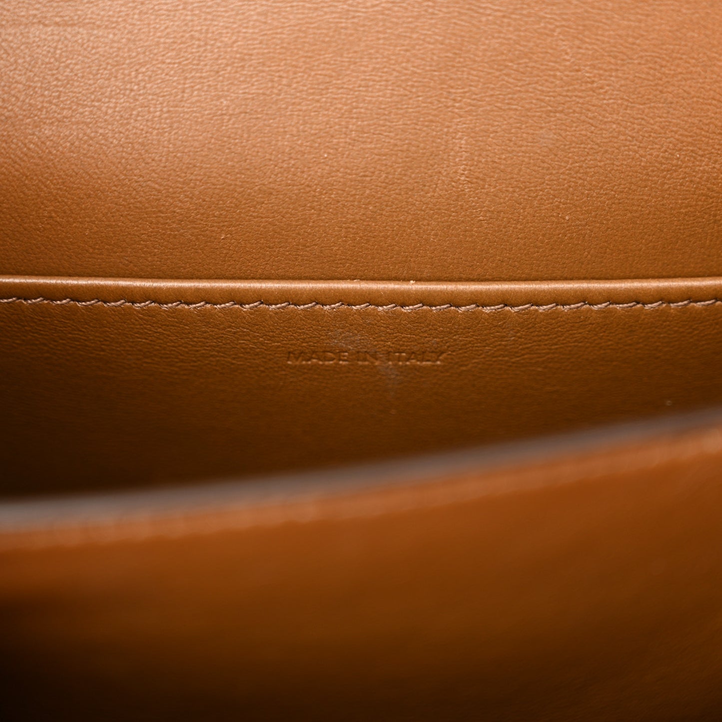 Box Calfskin Teen Classic Box Flap Bag Camel