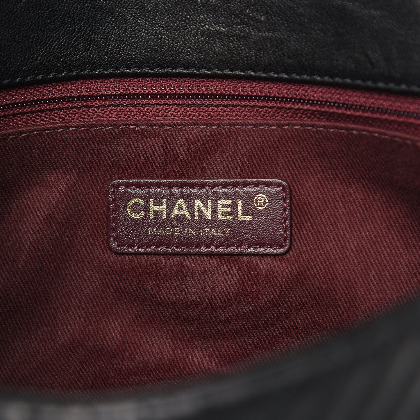 Calfskin Chevron Quilted Medium Surpique Flap Black