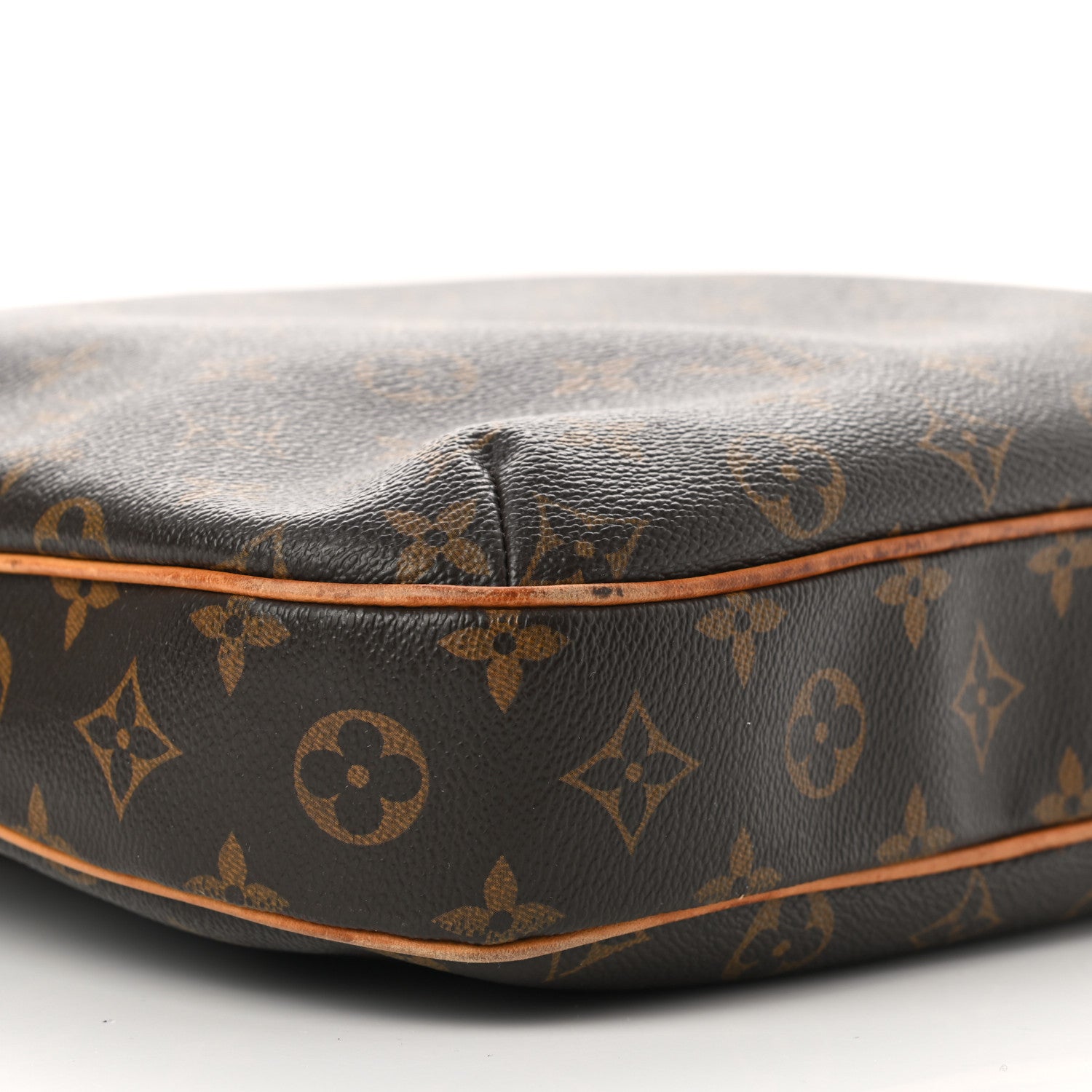 Louis Vuitton Monogram Odeon MM 9 of 13