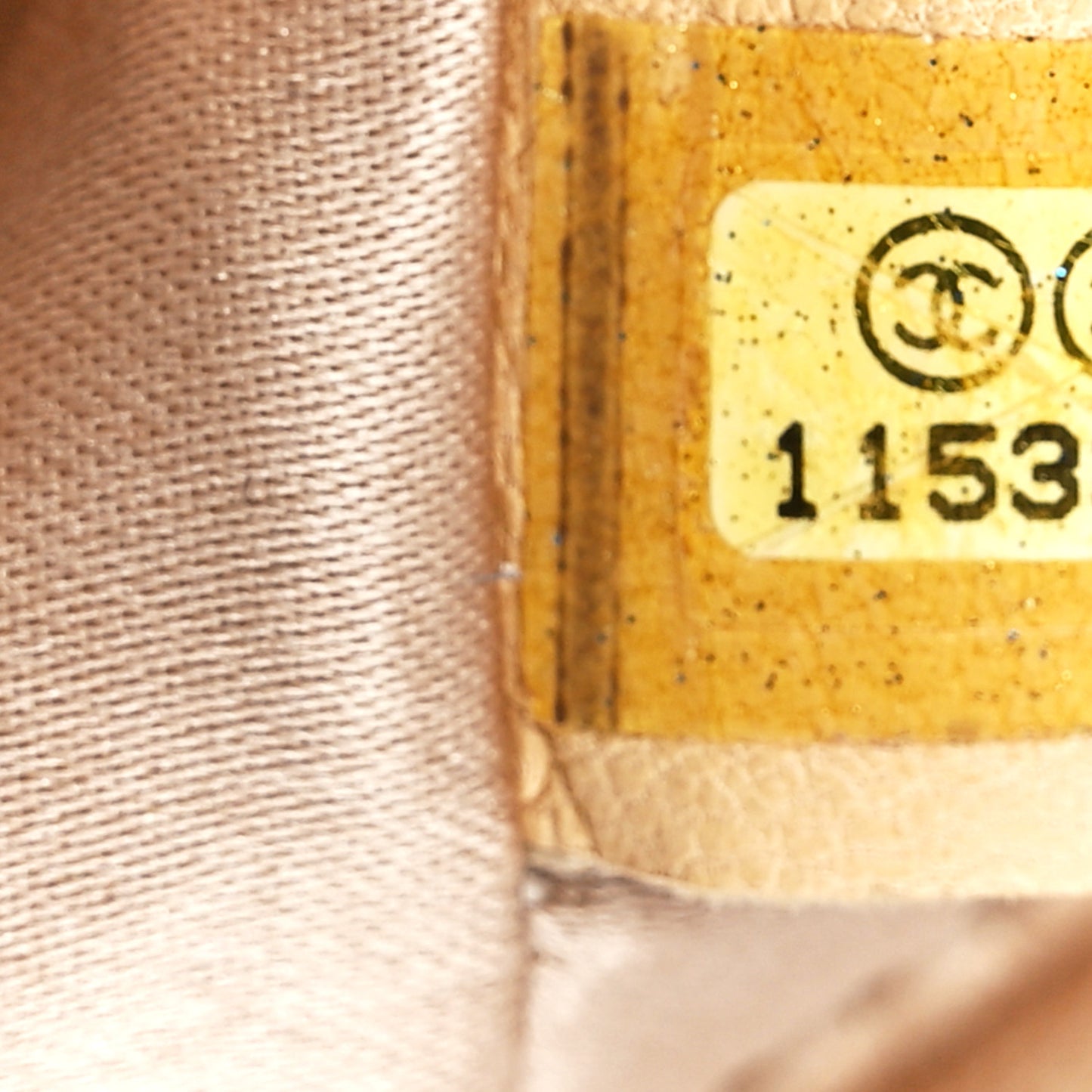 Lambskin Bubble Quilt Bowler Beige