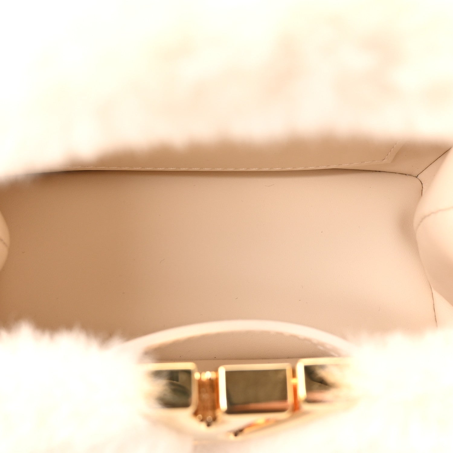 Louis Vuitton Shearling Caousnow Capucines Cream 5 of 10