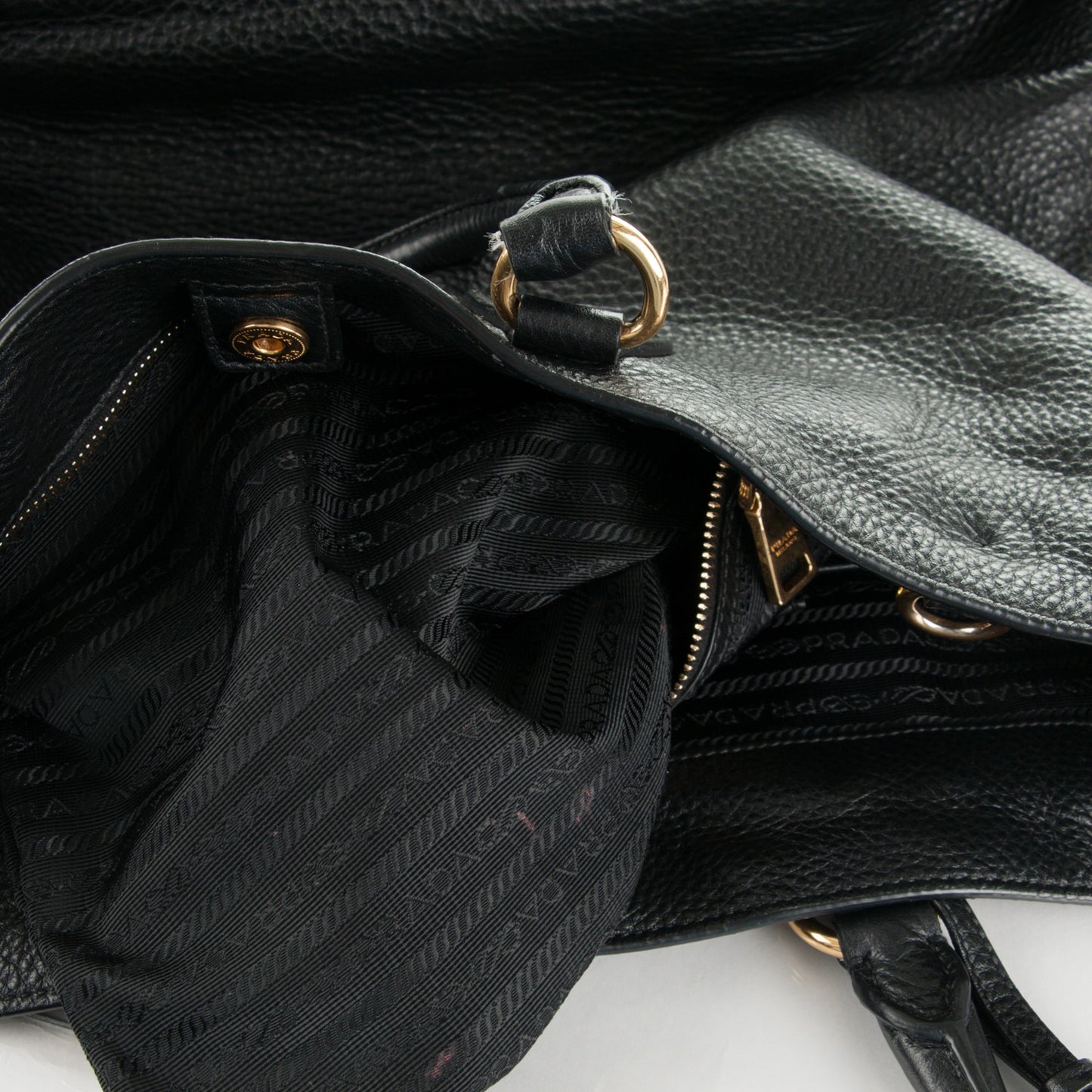 Cervo Deerskin Side Zip Tote Nero Black