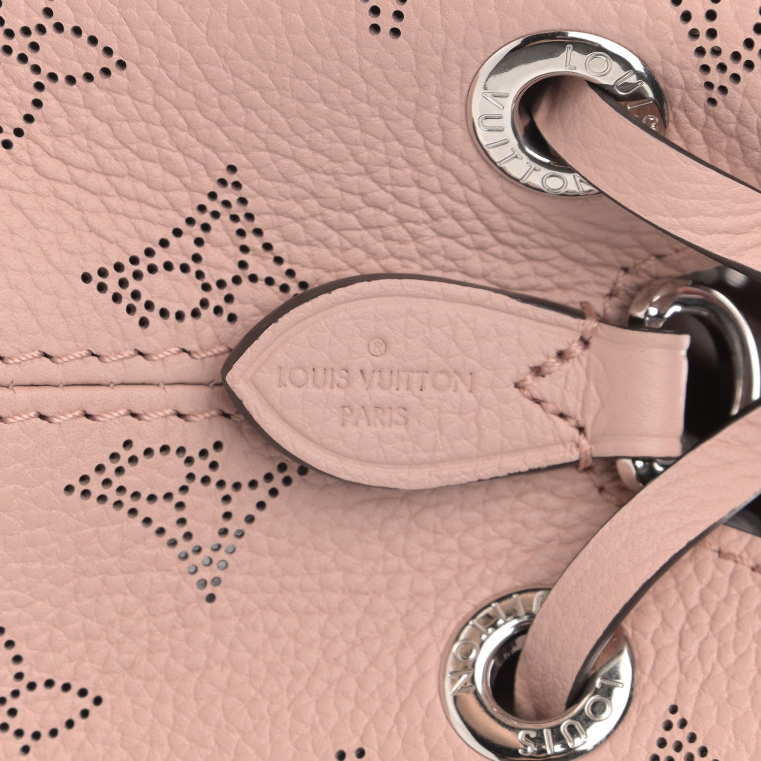 Louis Vuitton Mahina Bella Magnolia 6 of 12