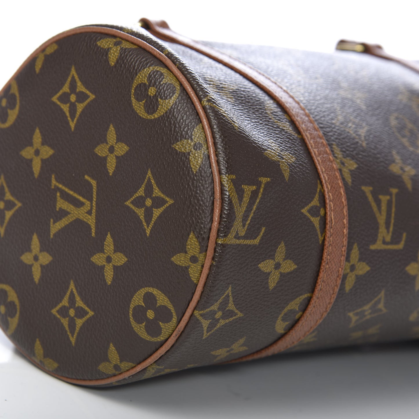 Monogram Papillon 26