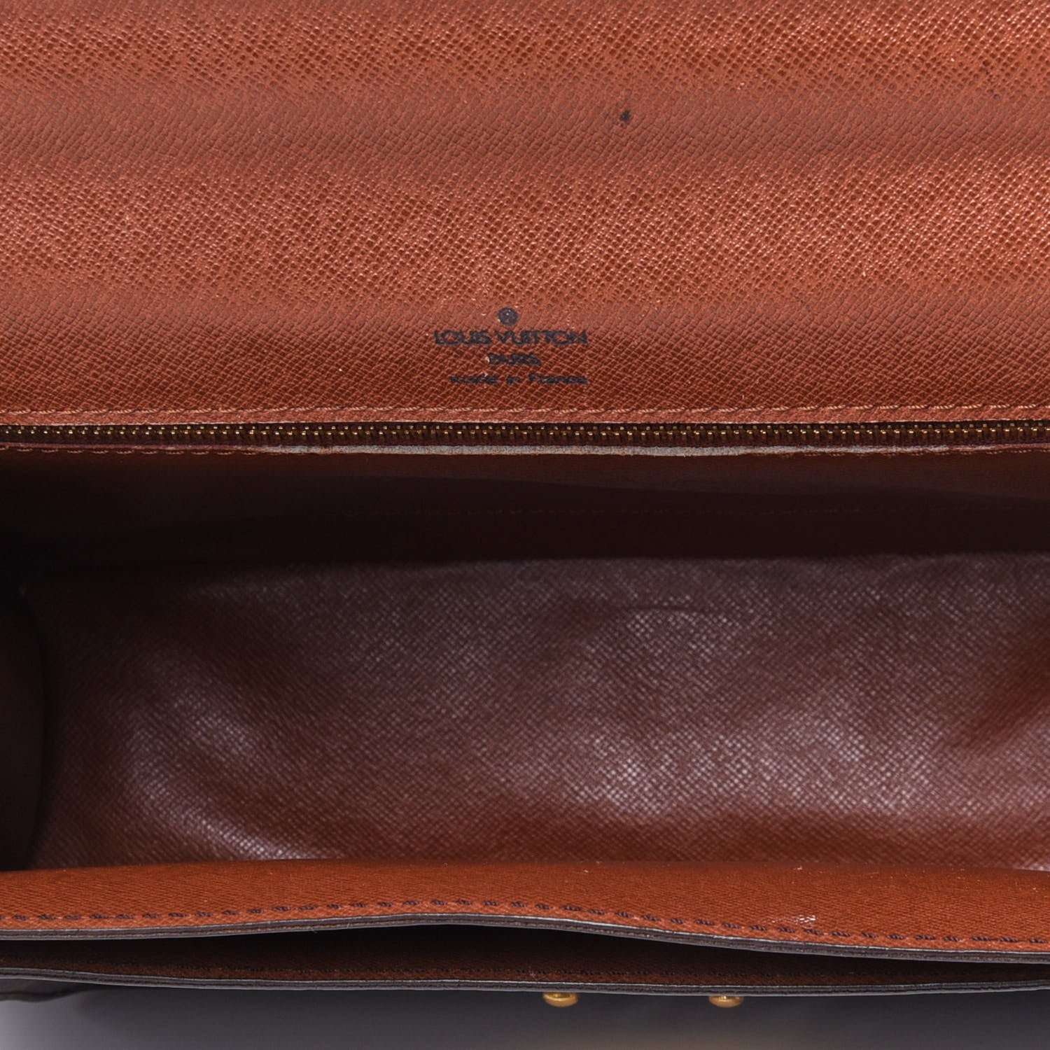 Louis Vuitton Monogram Monceau 28 4 of 4