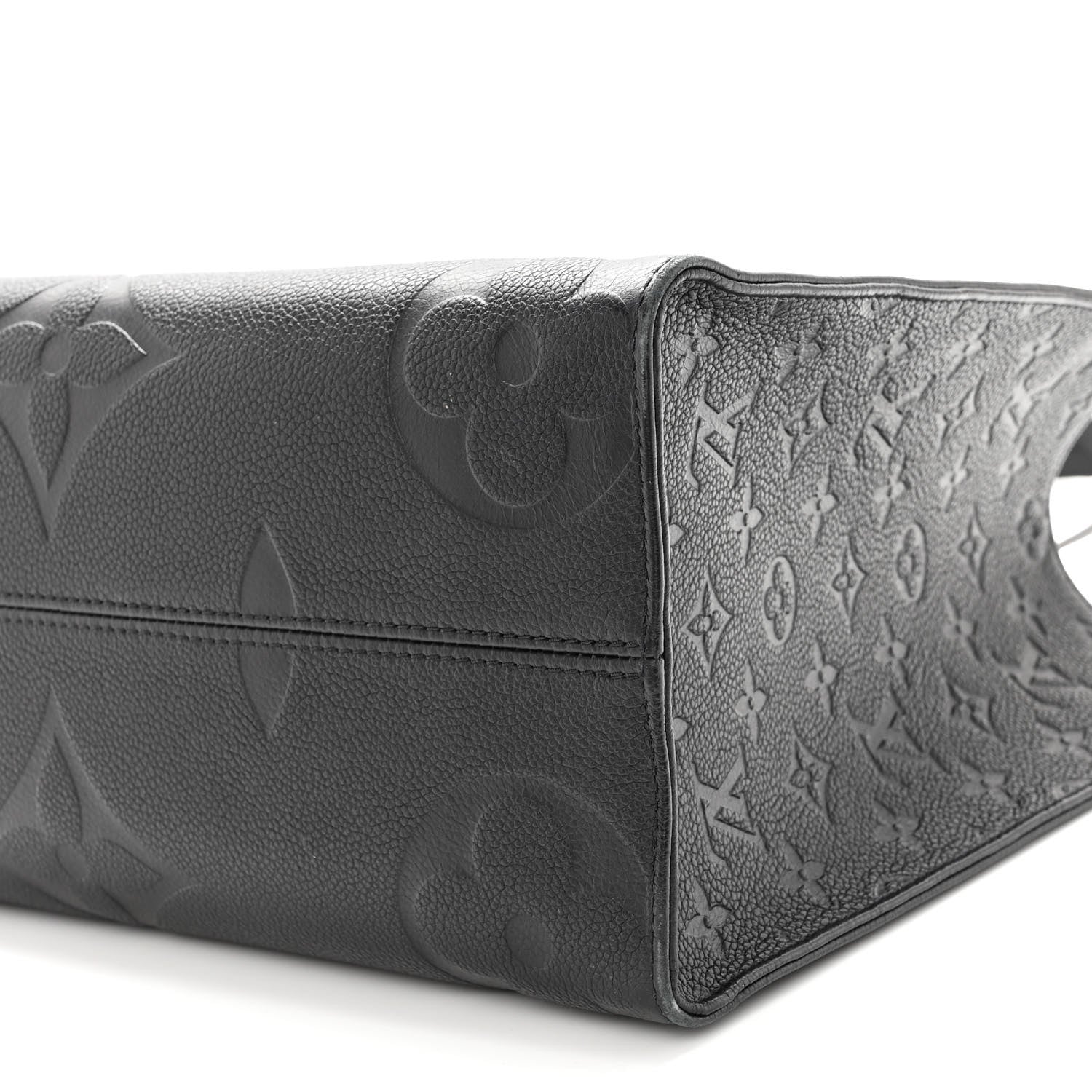 Louis Vuitton Empreinte Monogram Giant Onthego MM Black 9 of 9