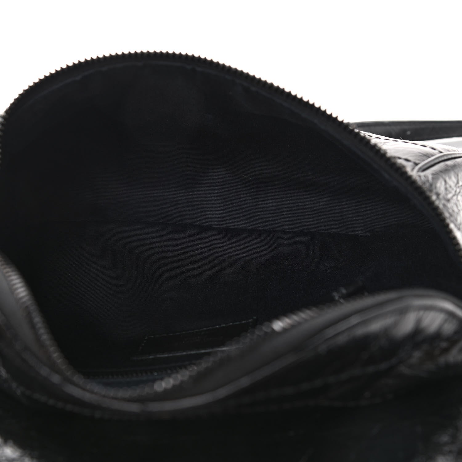 Saint Laurent Crinkled Calfskin Matelasse Monogram Niki Body Bag Black 5 of 9